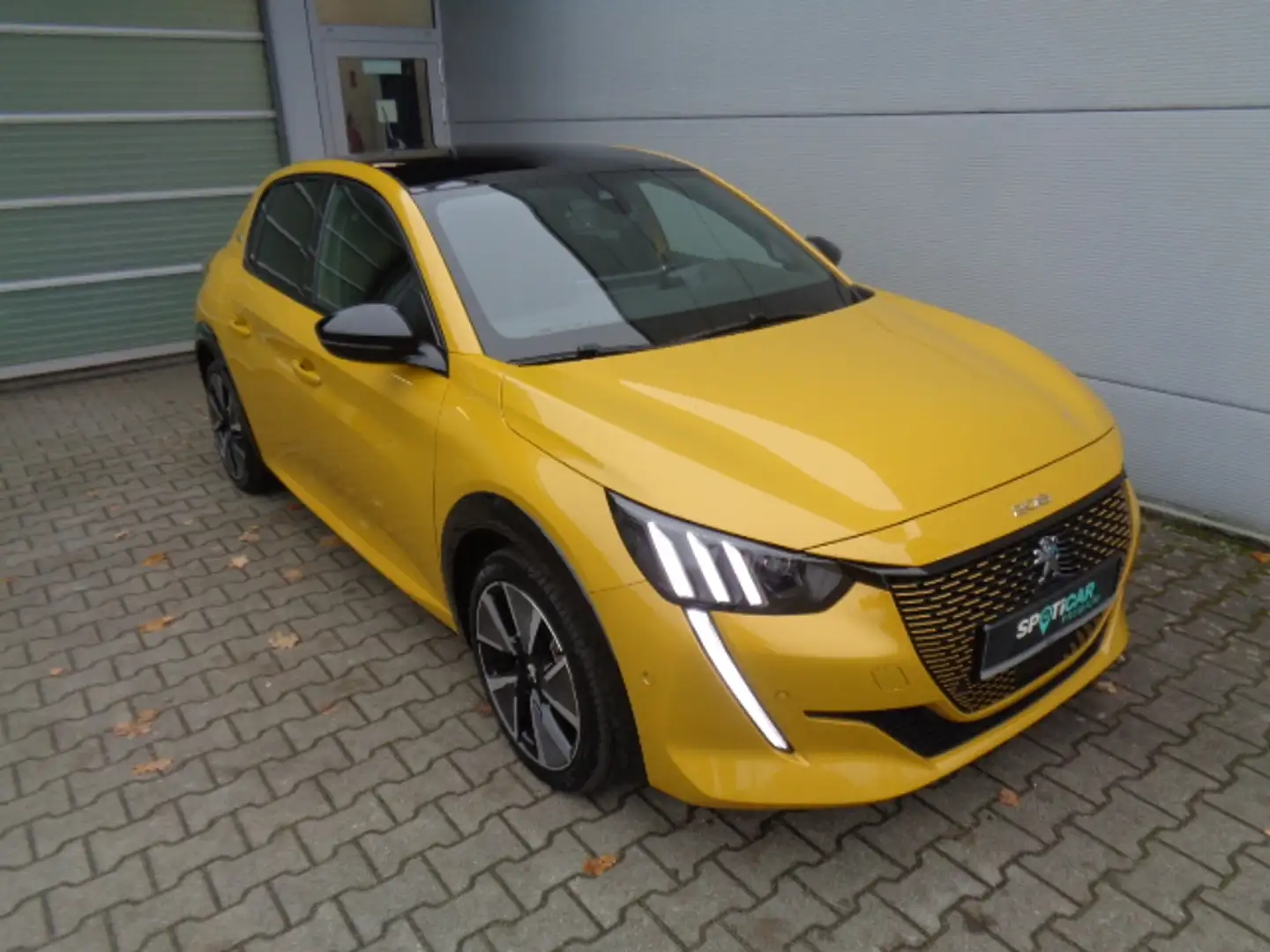 Peugeot 208 Elektromotor 136 GT Pack Jaune - 2