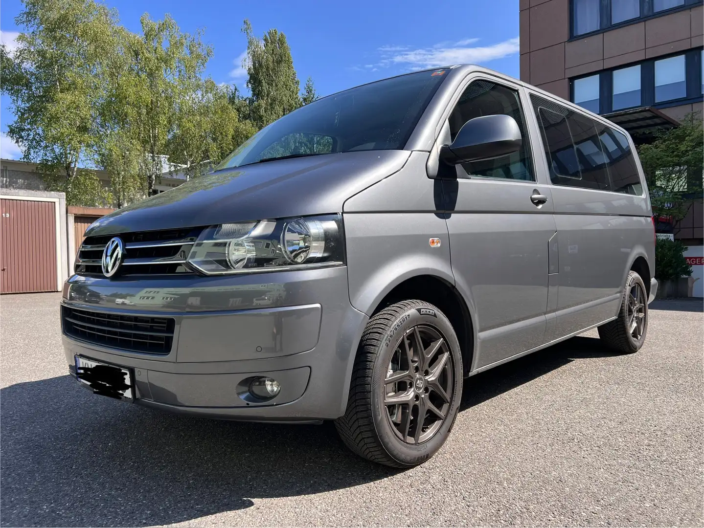 Volkswagen T5 Caravelle VW T5 Caravelle DSG Comfortline Navi 8 Sitze Gris - 1