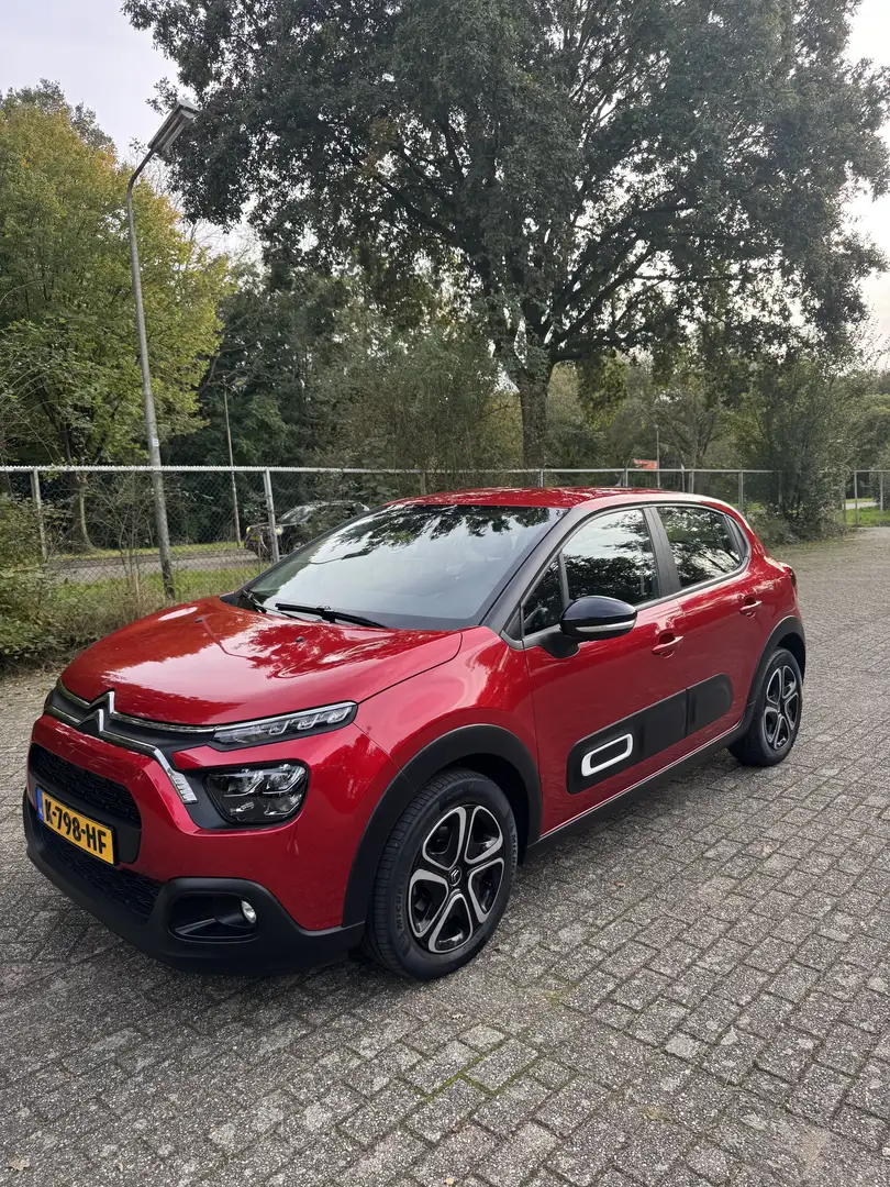 Citroen C3 1.2 PT Feel Rood - 1