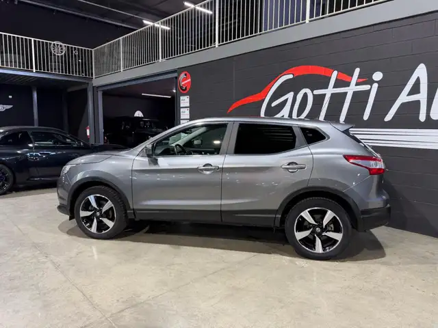 Nissan Qashqai view 3