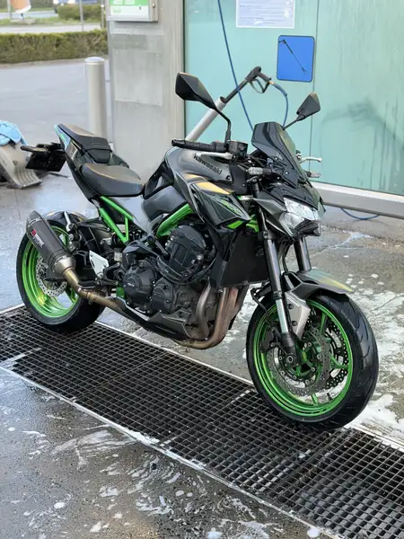 Kawasaki Z 900 - foto 6
