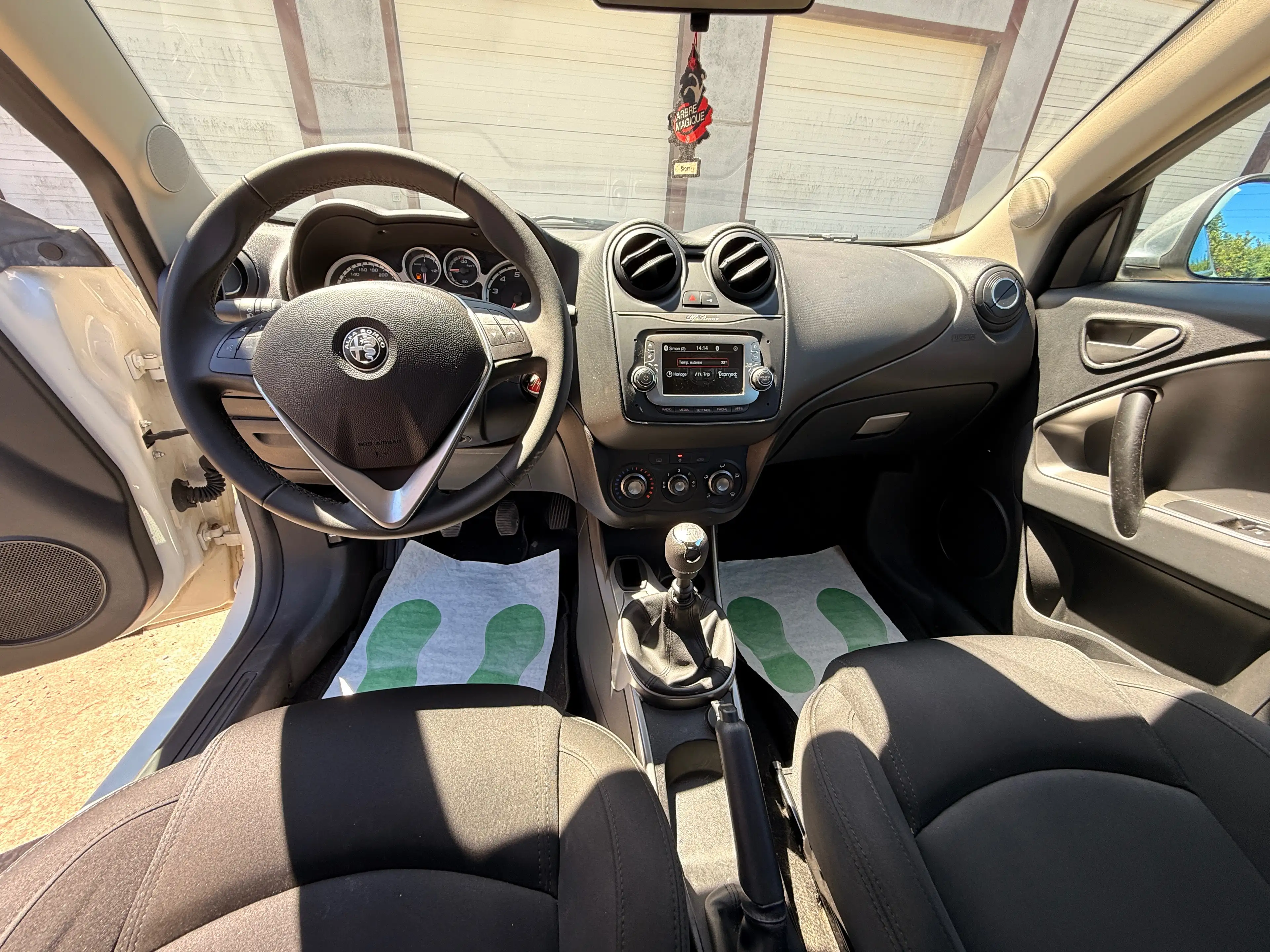 Alfa Romeo MiTo Mito 1.4i Anniversary Start, cuir, Airco — photo 9
