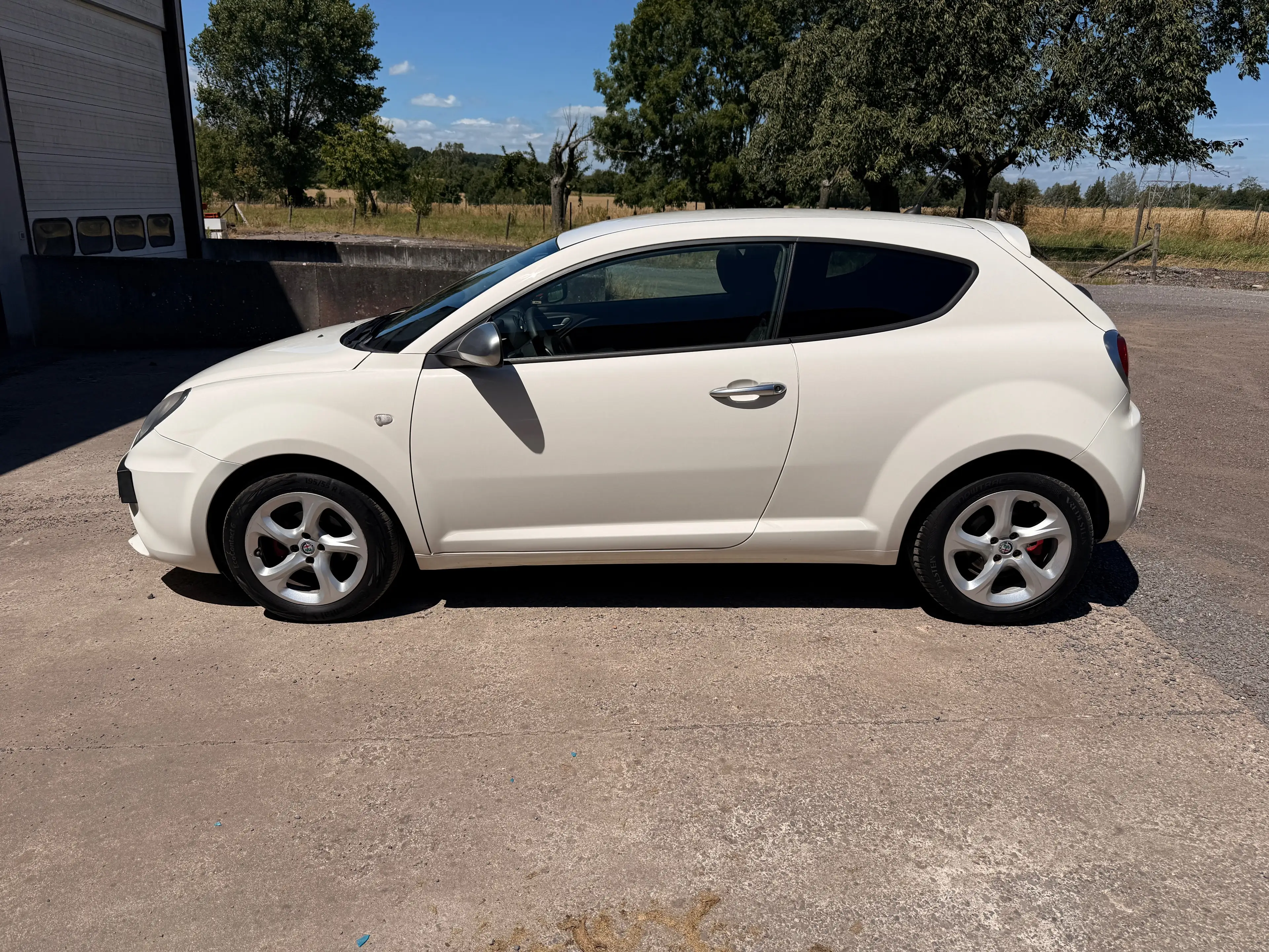 Alfa Romeo MiTo Mito 1.4i Anniversary Start, cuir, Airco — photo 2