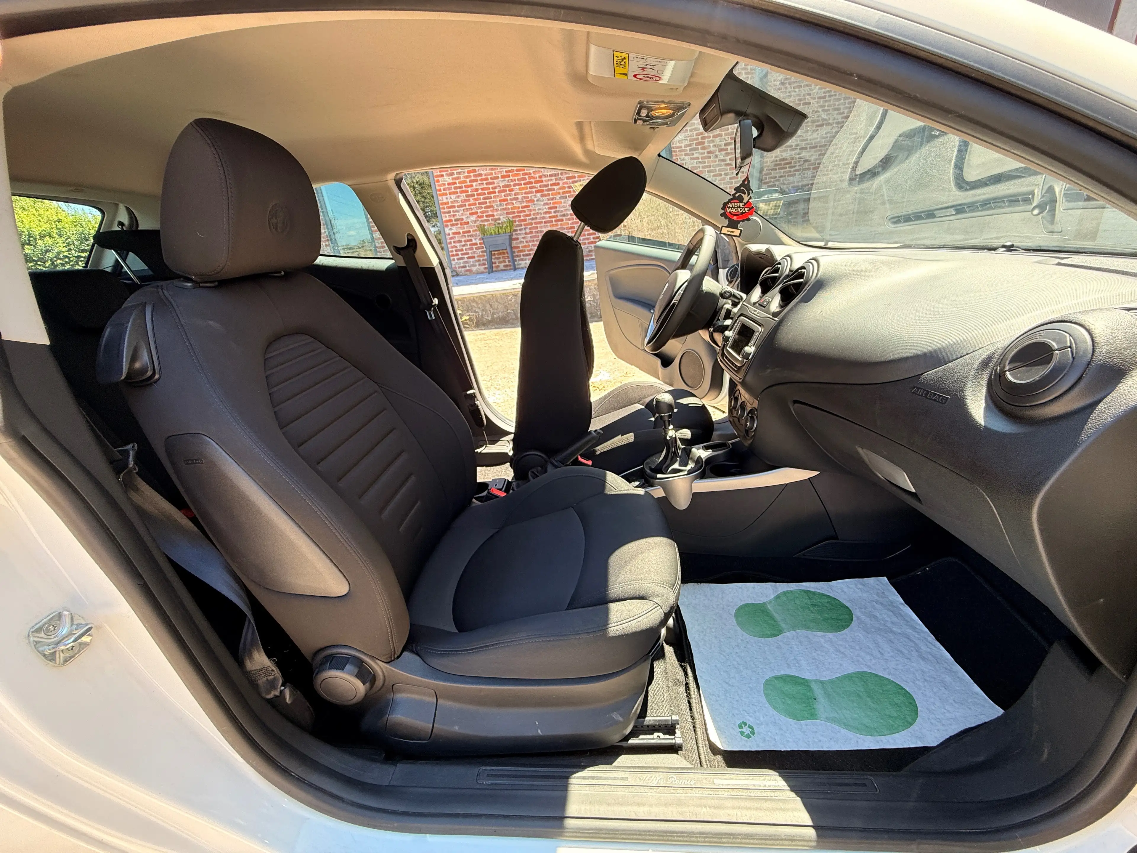 Alfa Romeo MiTo Mito 1.4i Anniversary Start, cuir, Airco — photo 11