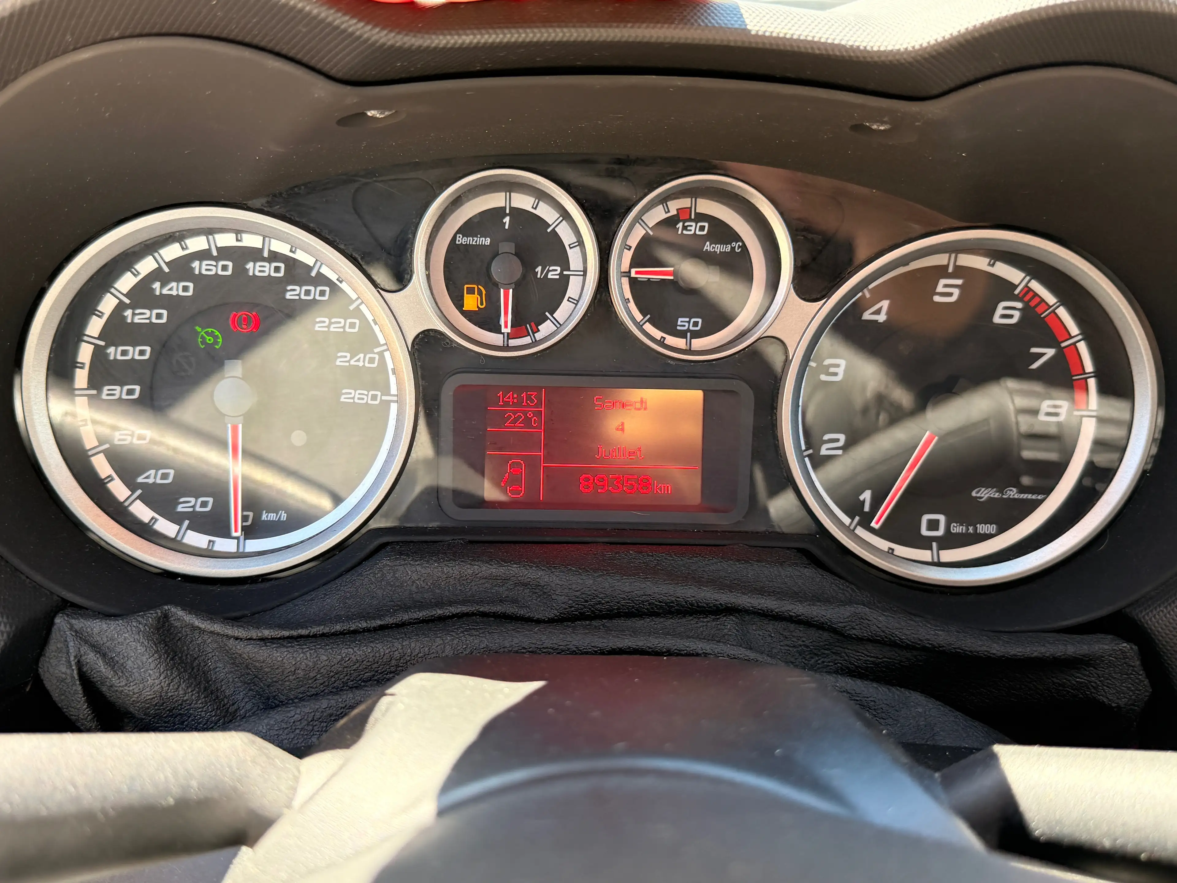 Alfa Romeo MiTo Mito 1.4i Anniversary Start, cuir, Airco — photo 14