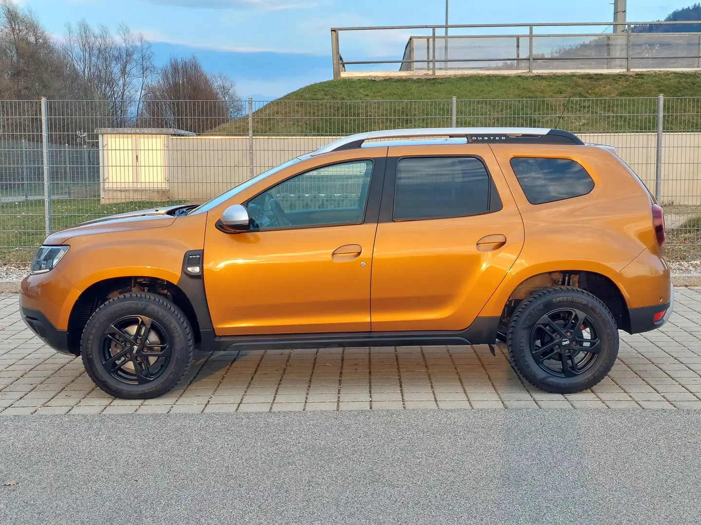 Dacia Duster dCi 115 4WD Prestige **1.Besitz** Orange - 2