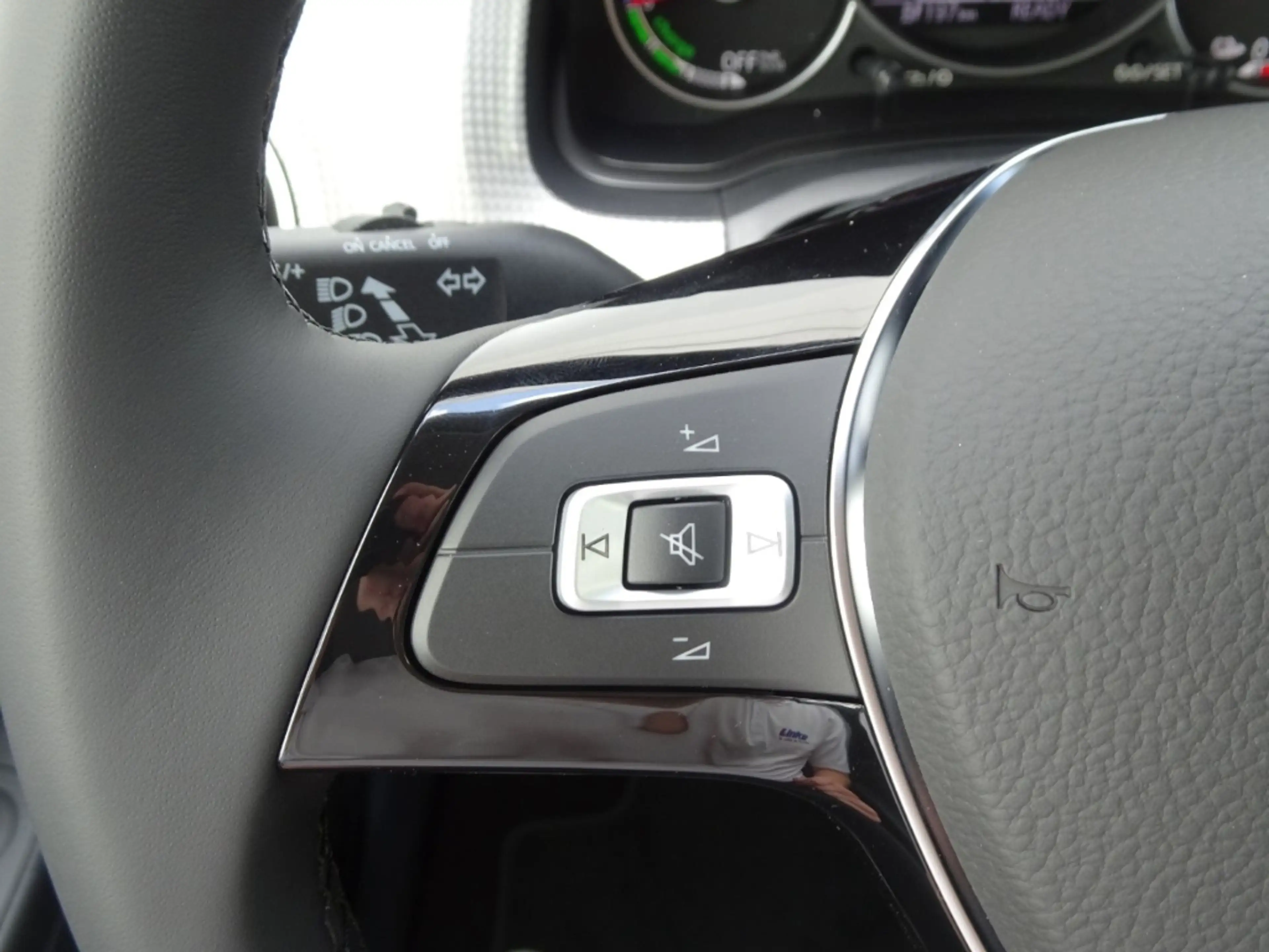 Volkswagen e-up! Edition 32,3 kWh CCS/Kamera/GRA/Maps+More — photo 9