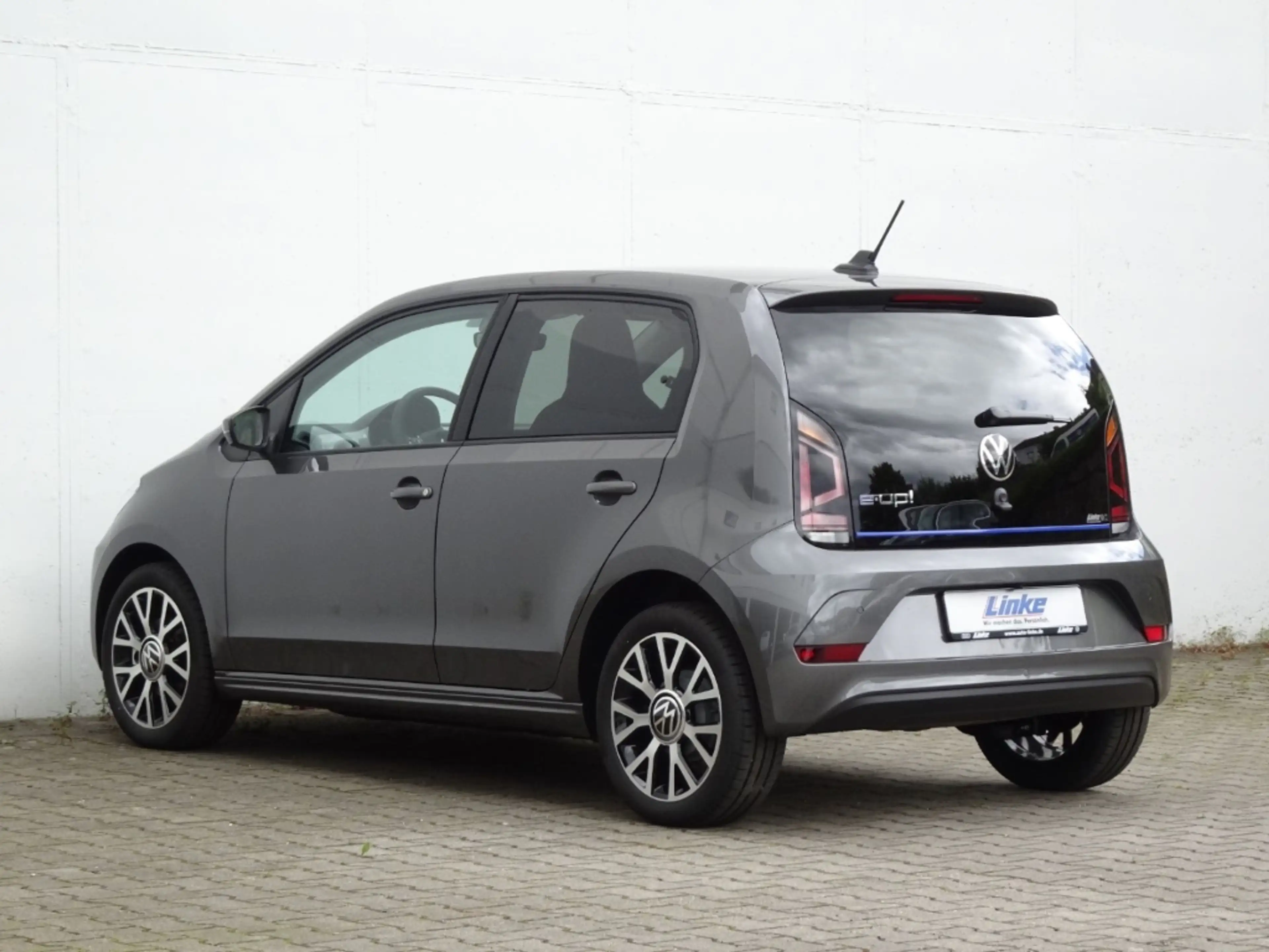 Volkswagen e-up! Edition 32,3 kWh CCS/Kamera/GRA/Maps+More — photo 4