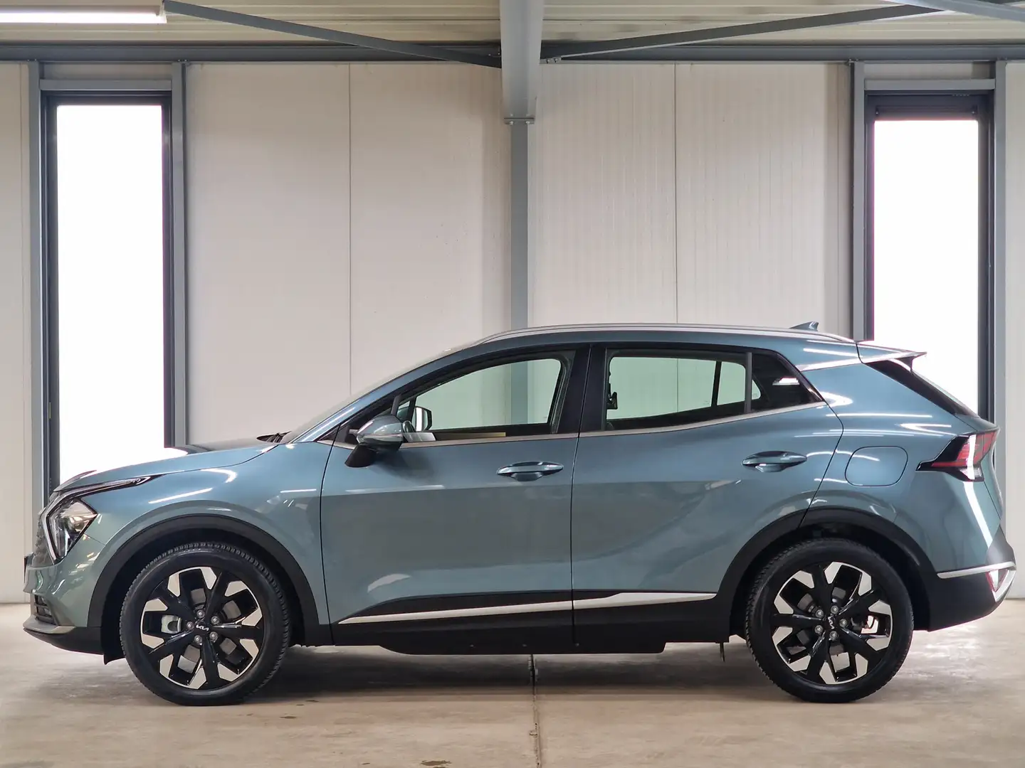 Kia Sportage 1.6 T-GDi 265pk Plug-in Hybrid AWD DynamicLine | A Grijs - 2