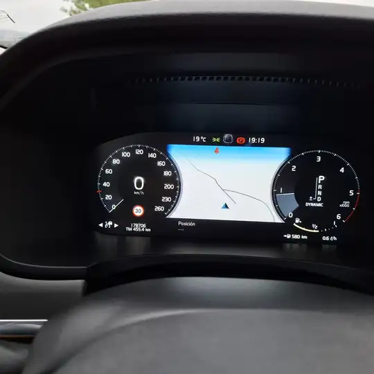 Volvo v90 D3 Momentum 2018, foto 9
