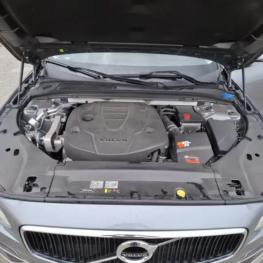 Volvo v90 D3 Momentum 2018, foto 14
