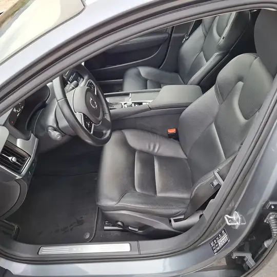 Volvo v90 D3 Momentum 2018, foto 4