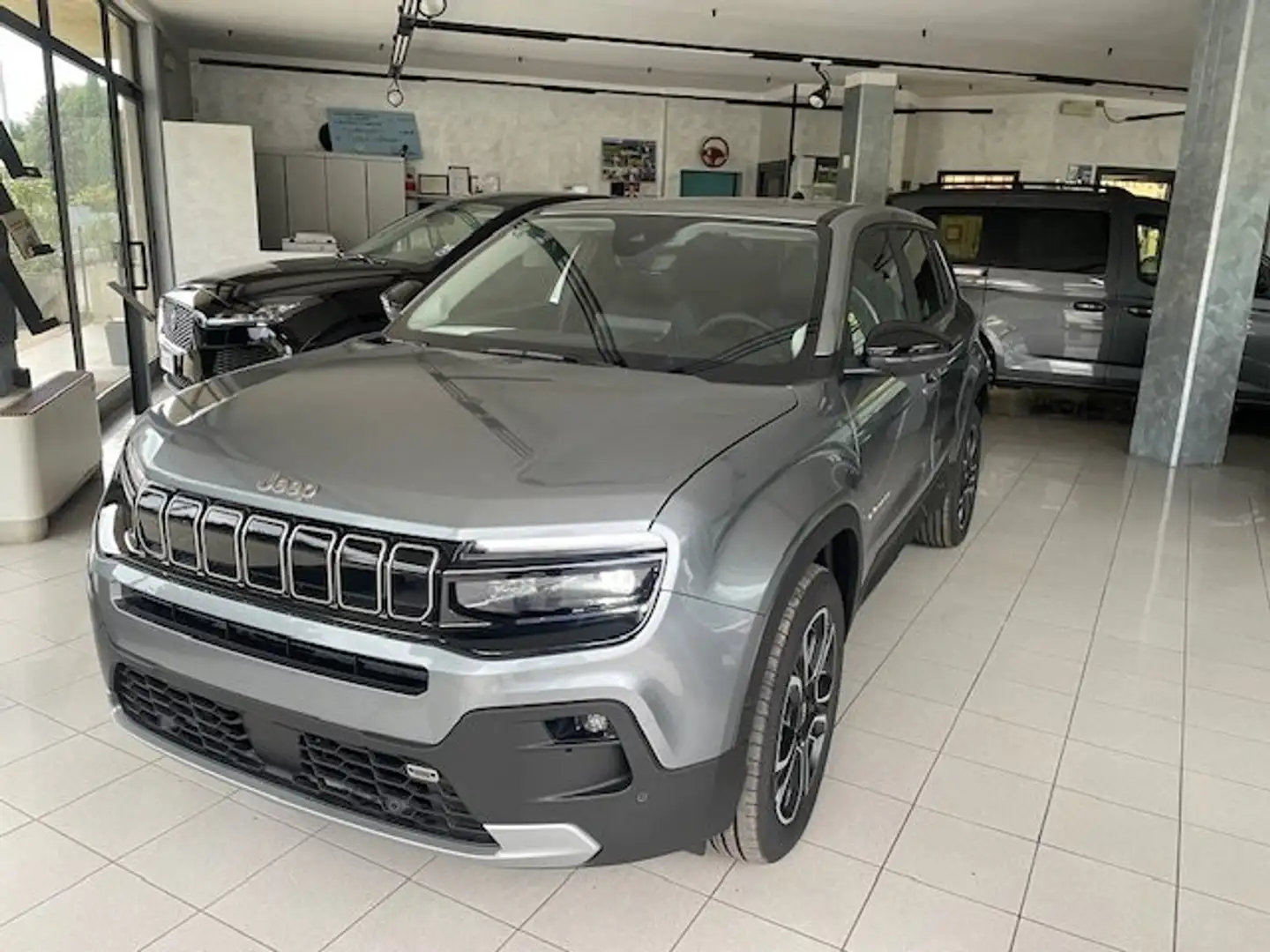 Jeep Avenger JEEP AVENGER 1.2 Turbo MHEV Summit +Infotainment Grigio - 2