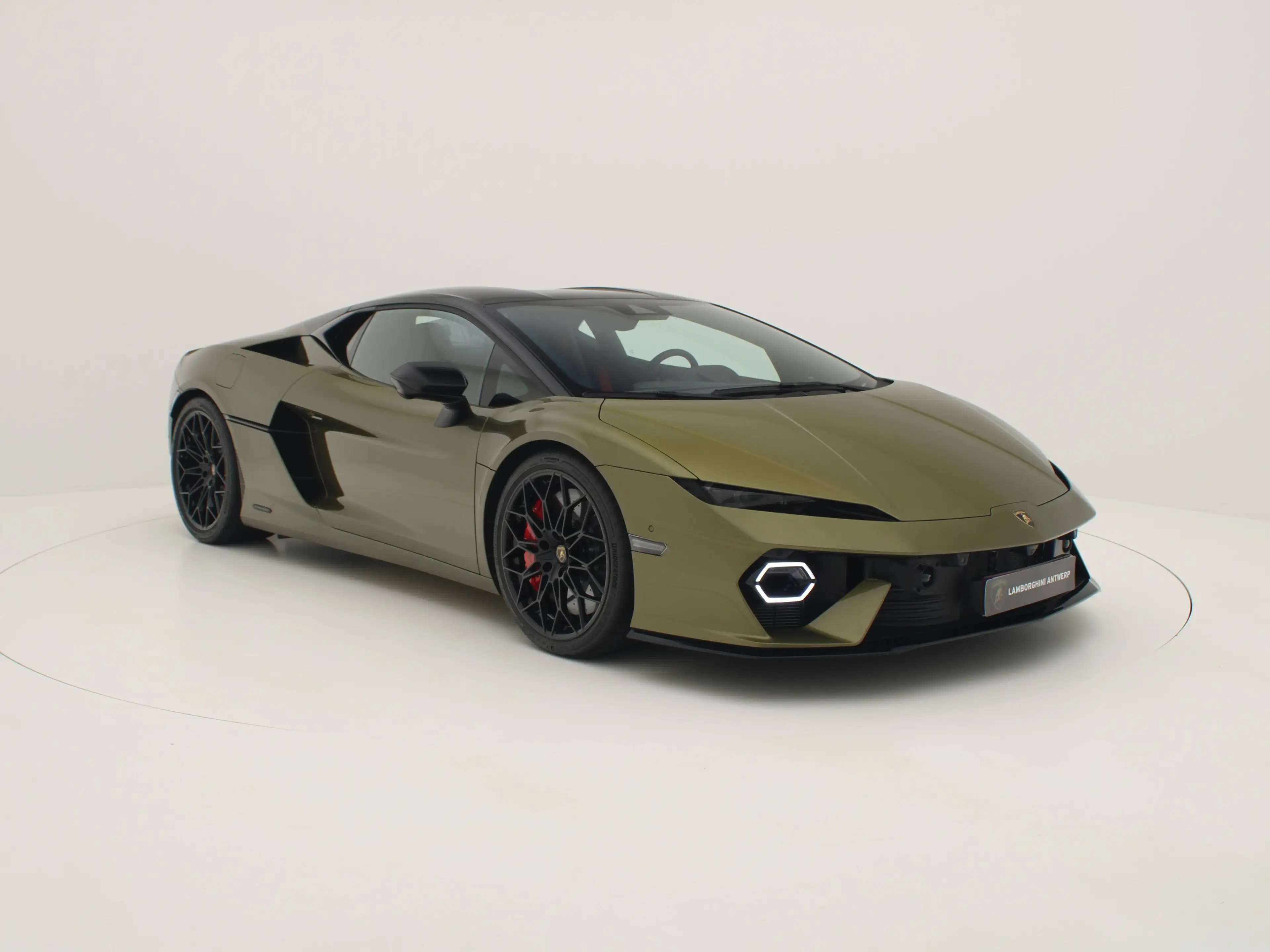 Lamborghini Temerario 4.0 BiTurbo V8 920hp Plugin Hybrid. — photo 2