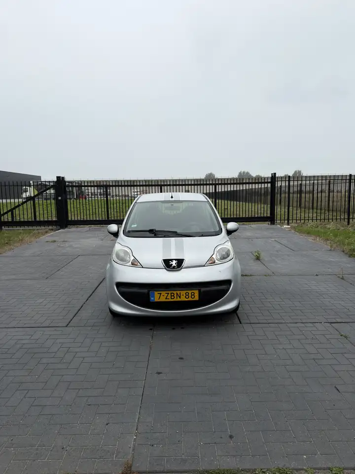 Peugeot 107