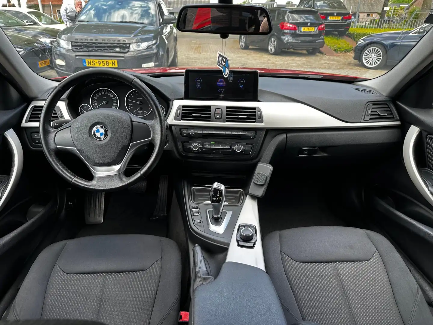BMW 316 3-serie Touring 316i High Executive M Sport pakket Красный - 2