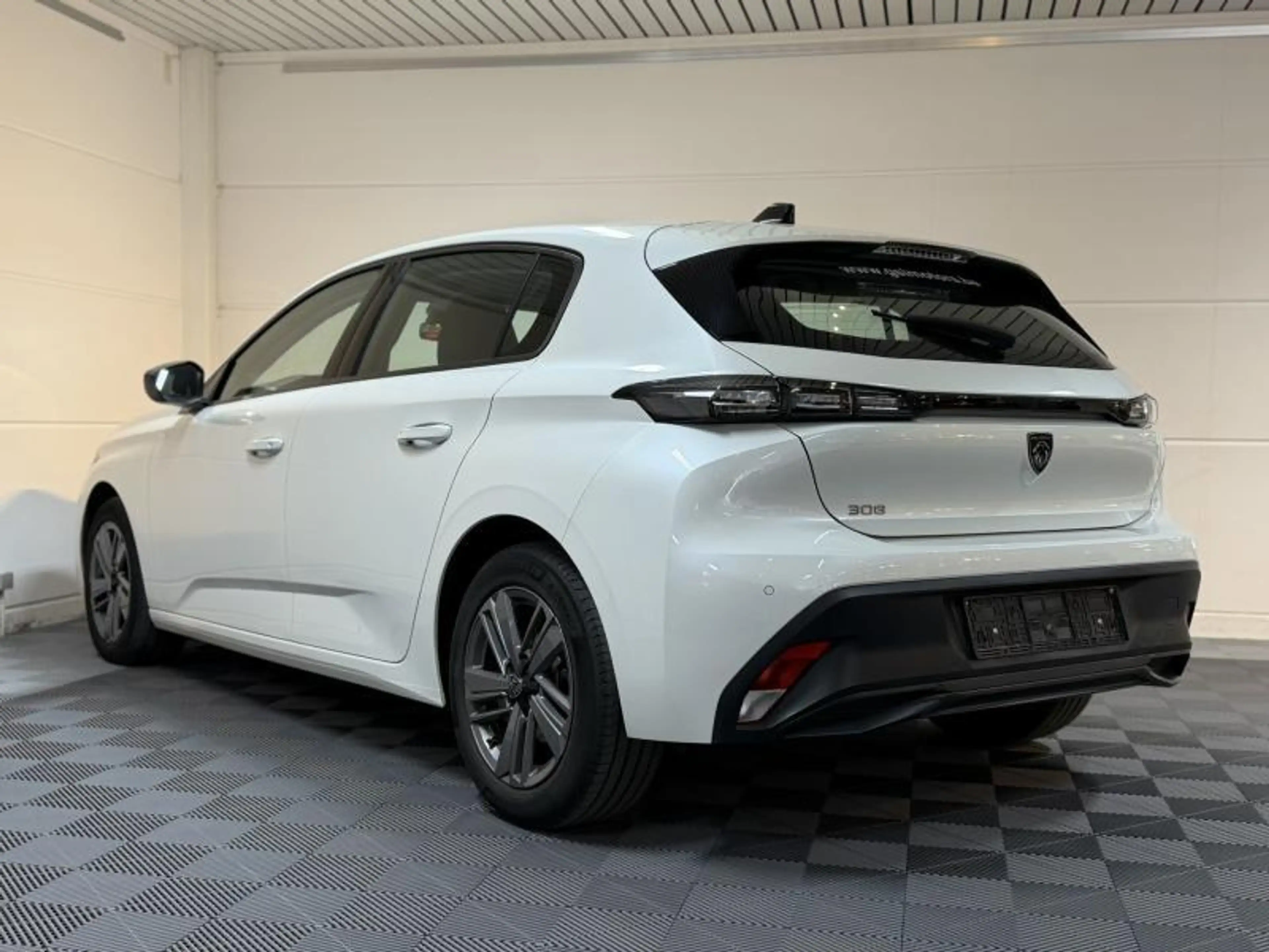 Peugeot 308 1.5 HDi 130cv BAuto *CARPLAY*NAVI*CLIM*CRUISE*LIM* — photo 6