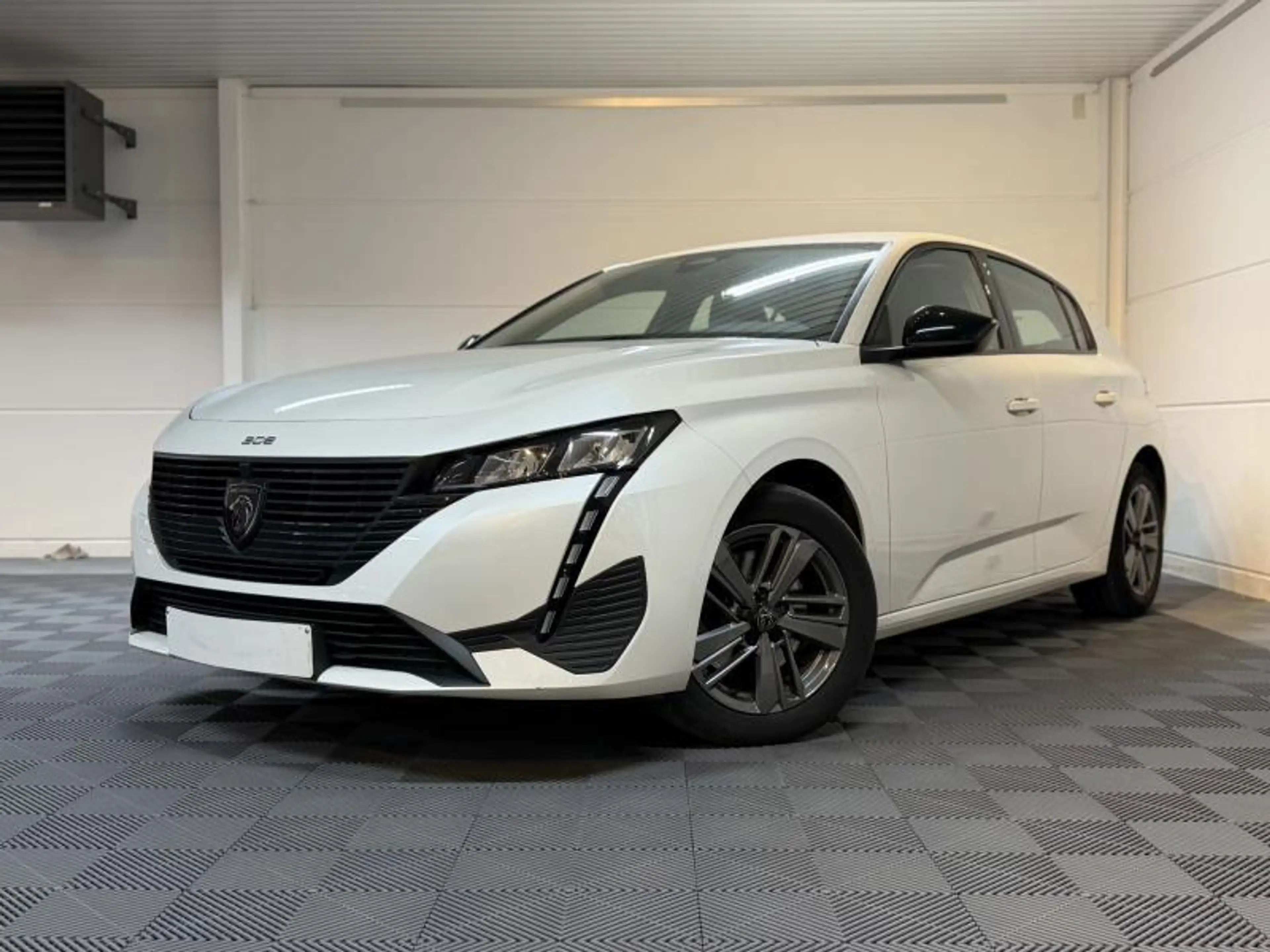 Peugeot 308 1.5 HDi 130cv BAuto *CARPLAY*NAVI*CLIM*CRUISE*LIM*
