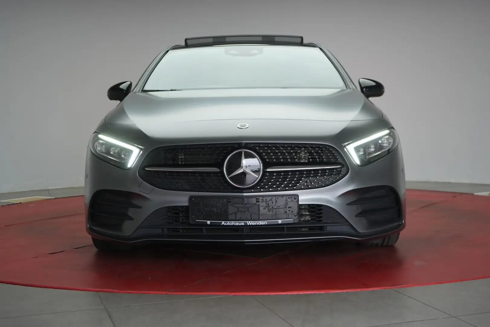 Mercedes-Benz A 220 4Matic 7G-DCT AMG Edition 2020 Distronic/K Gris - 2