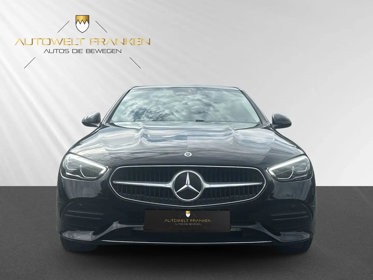 Mercedes-Benz C 180 *AVANTGARDE*LED*LHZ*AHK* Schwarz - 2