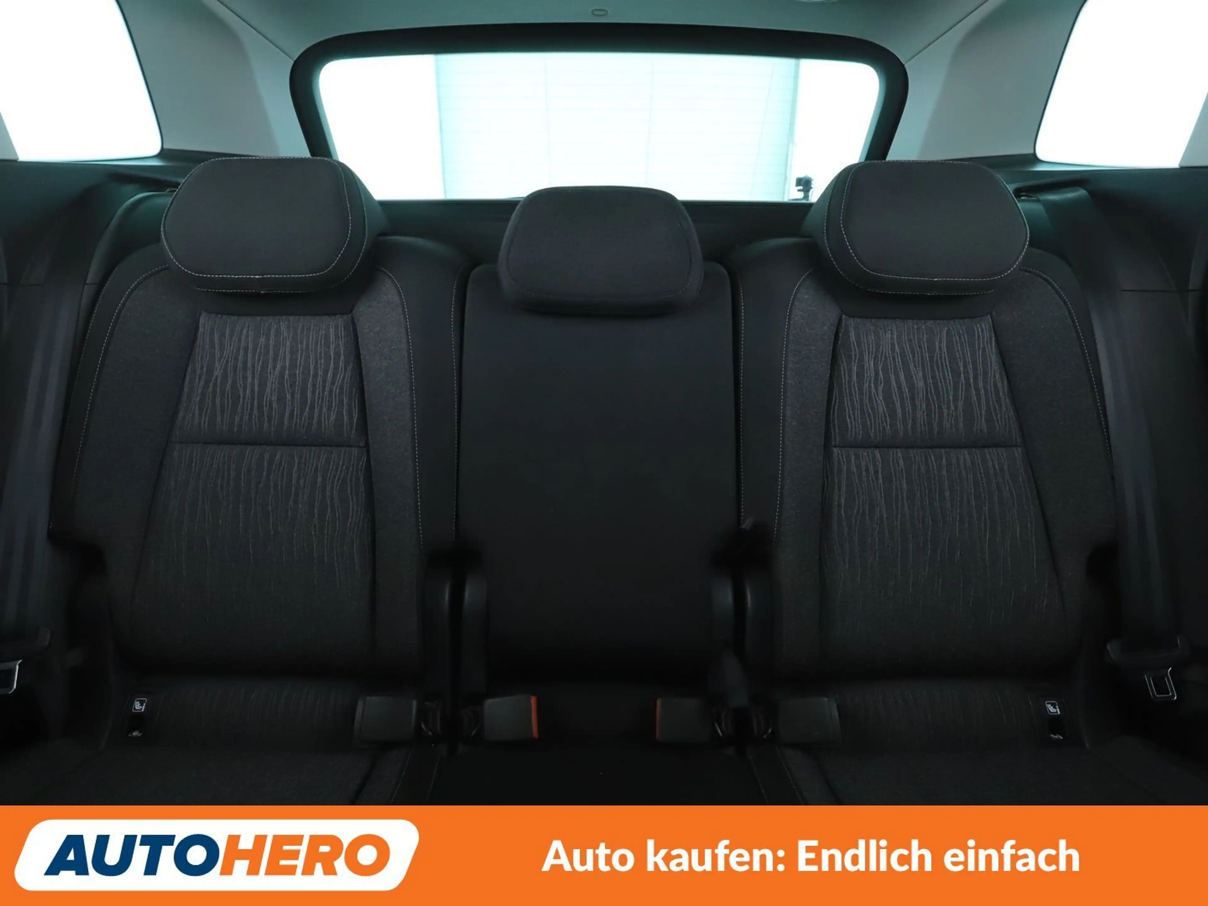 Skoda Karoq 2.0 TDI Style 4x4 Aut.*NAVI*LED*PDC*SHZ* — photo 15