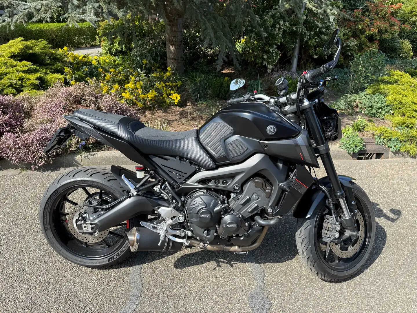 Yamaha MT-09 Yamaha MT-09 Tech Black Gen 2 2018 Zwart - 1
