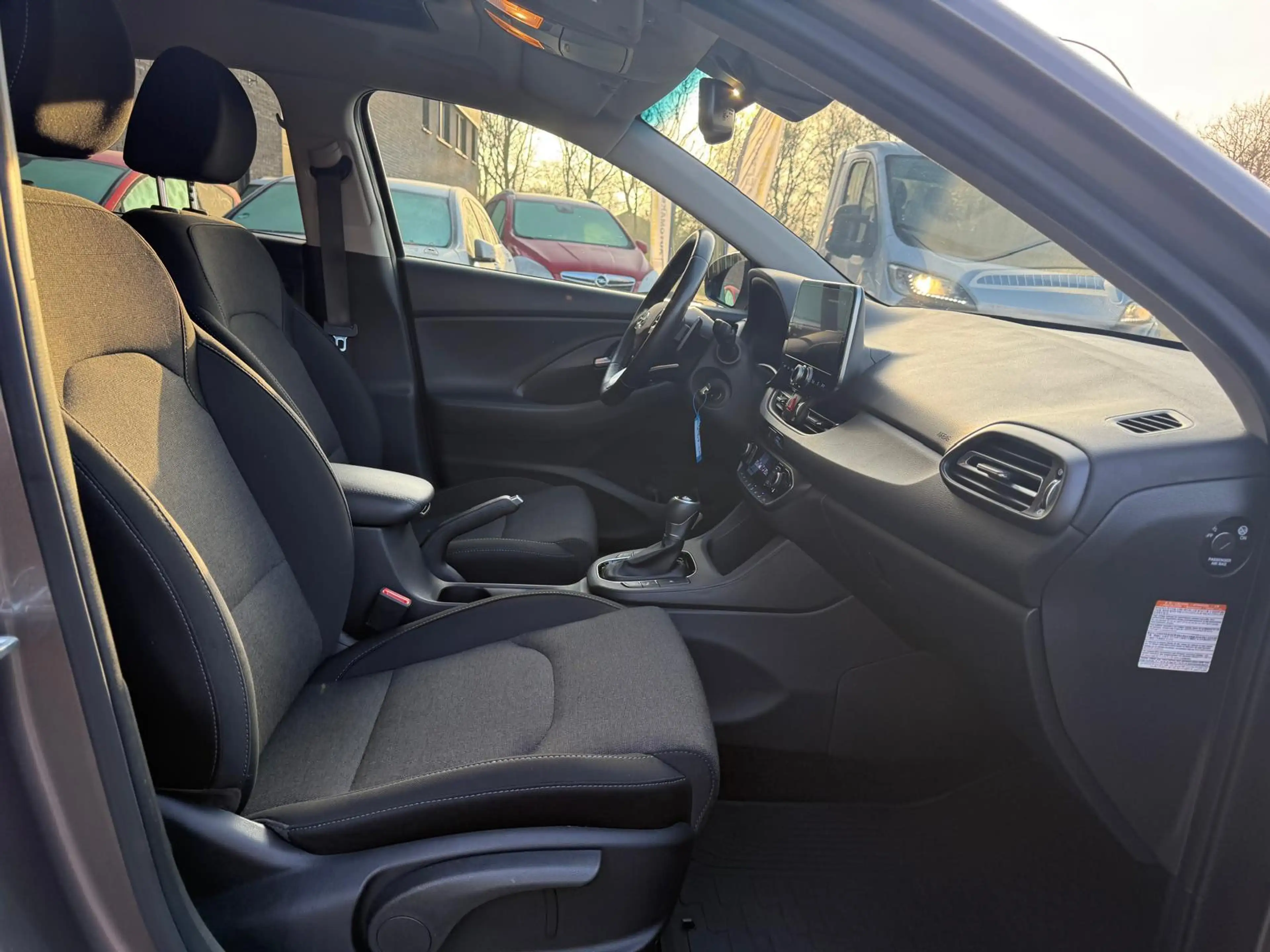 Hyundai i30 Wagon 1.5 T-GDi MHEV Premium | 1E EIGENAAR | 3/6/1 — photo 43
