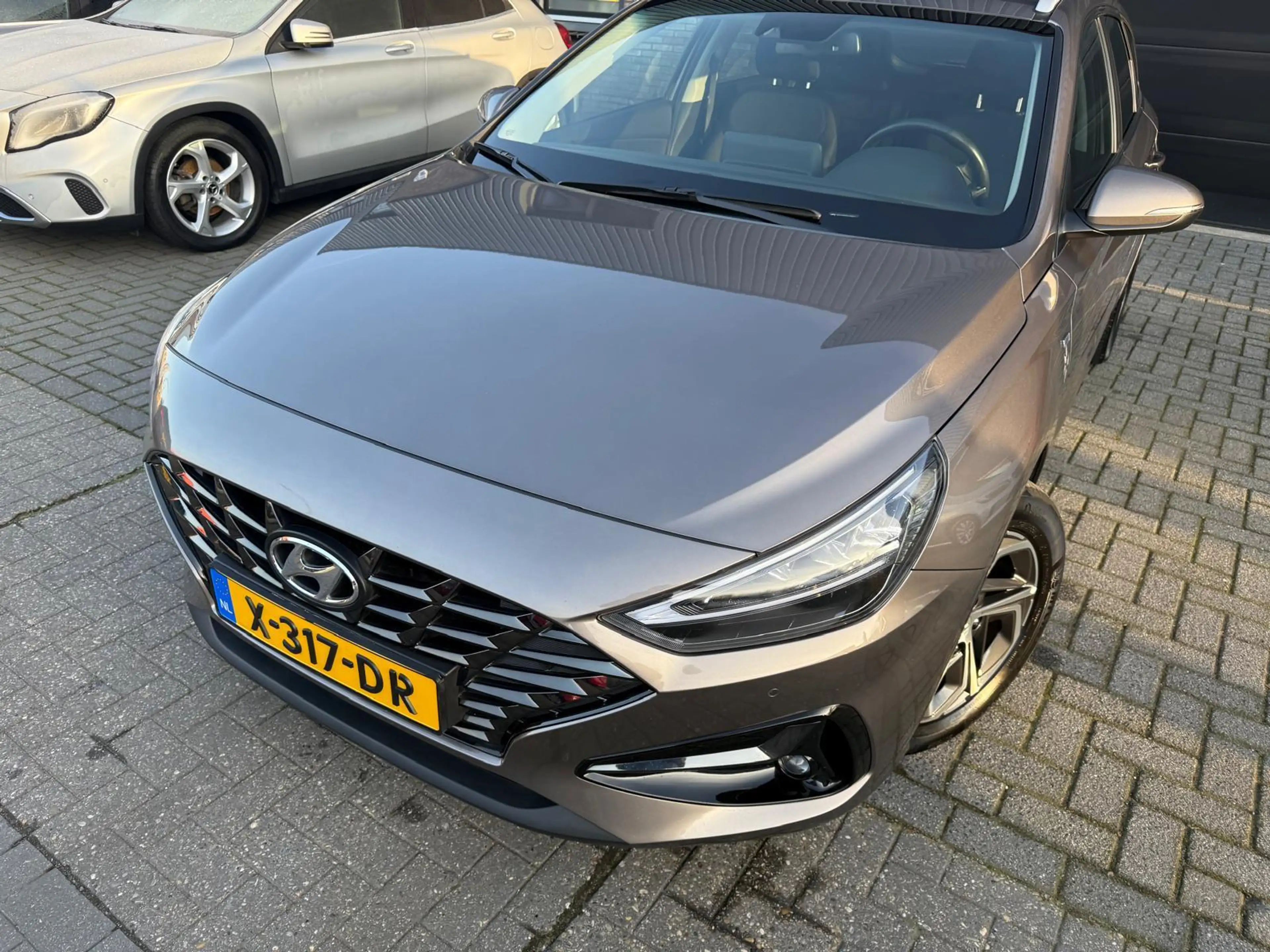 Hyundai i30 Wagon 1.5 T-GDi MHEV Premium | 1E EIGENAAR | 3/6/1 — photo 16