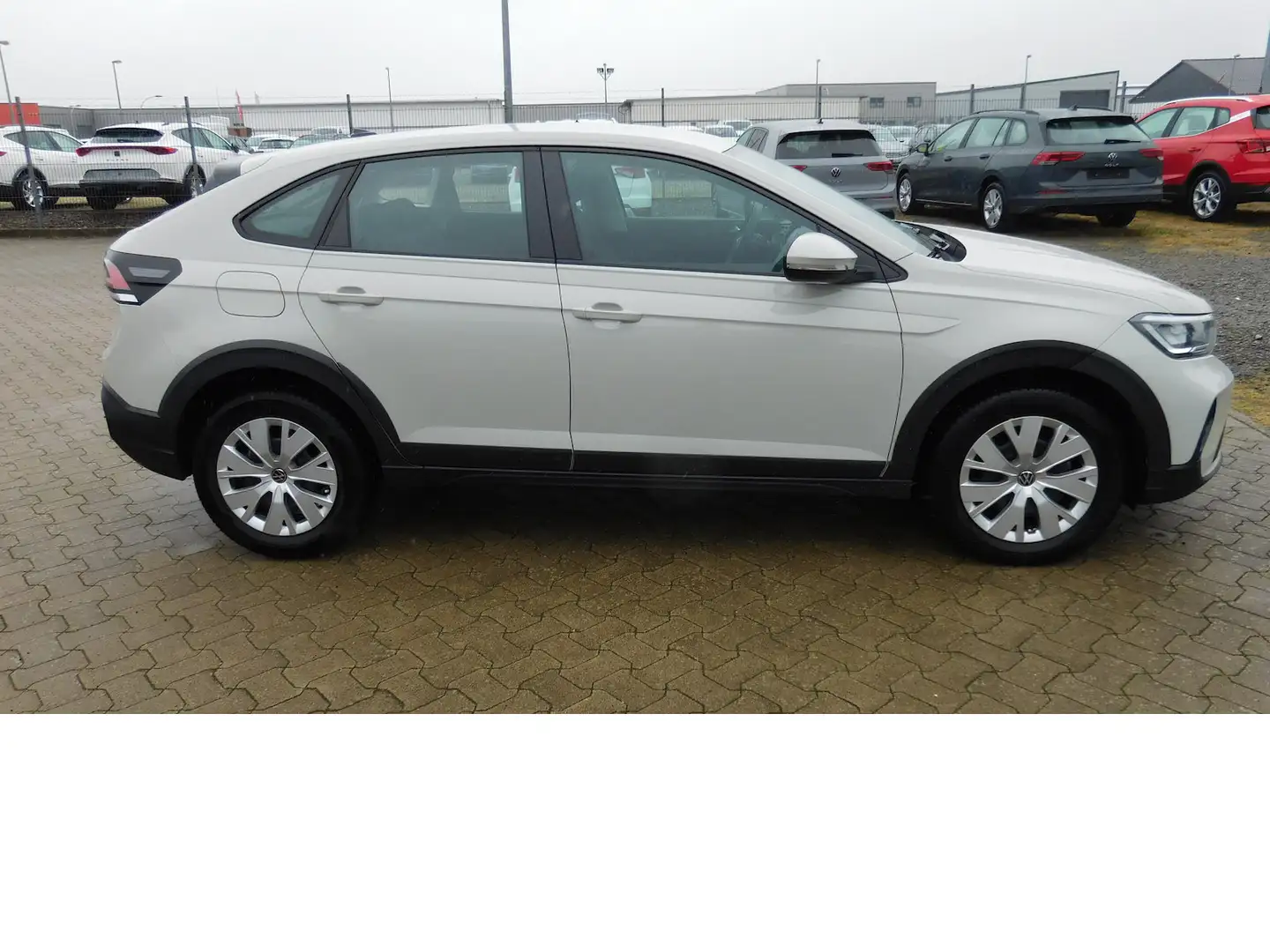 Volkswagen Taigo 1.0 TSI BMT Klima LED Radio Grau - 2