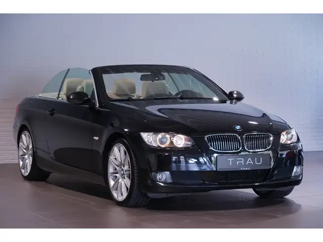 BMW 330 i Cabrio Memo Comfortpak. Leder 19''HIFI Keyless