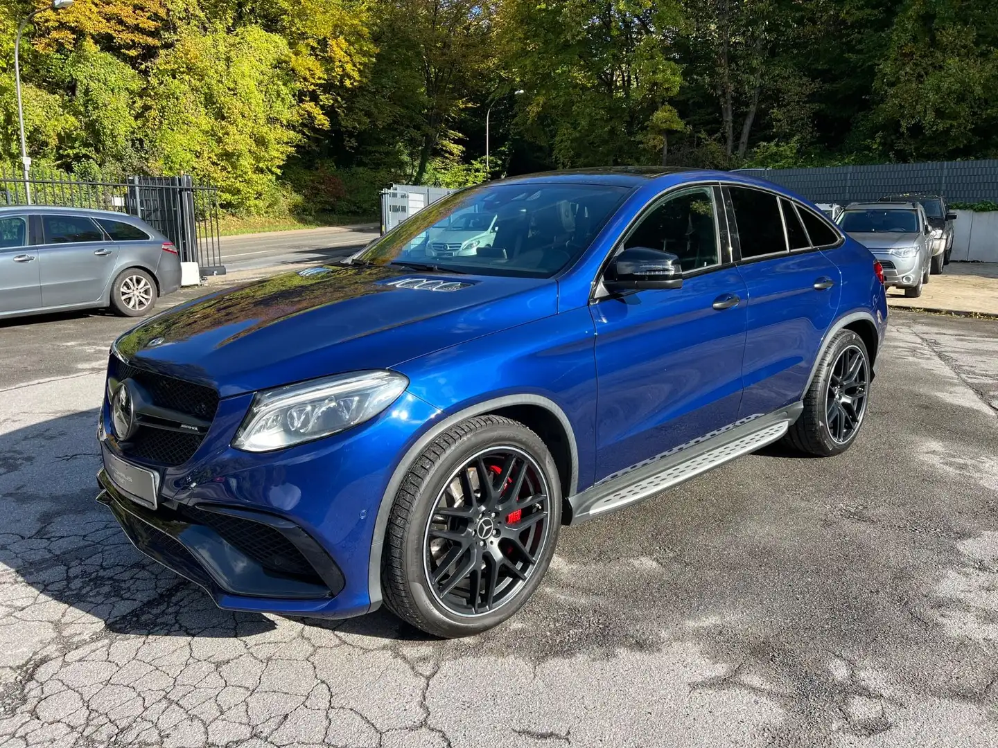Mercedes-Benz GLE 63 AMG Blau - 1