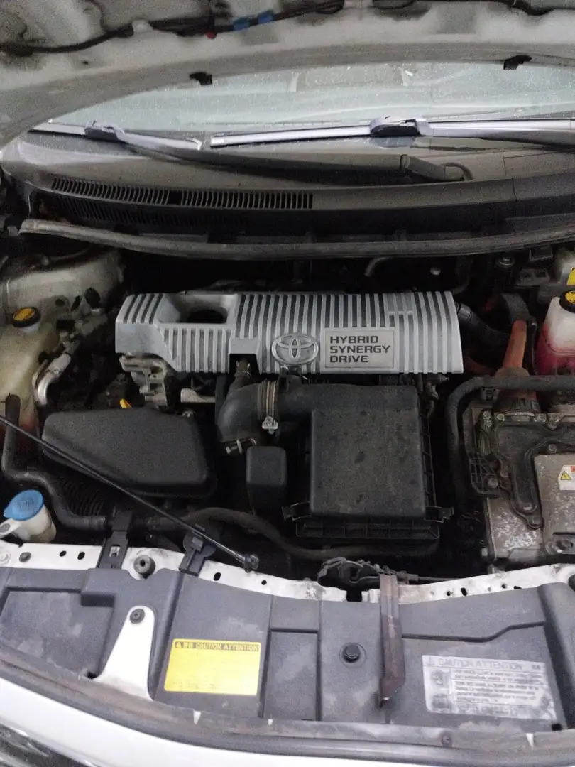 Toyota Auris MC HSD 136h Dynamic 15" - 2