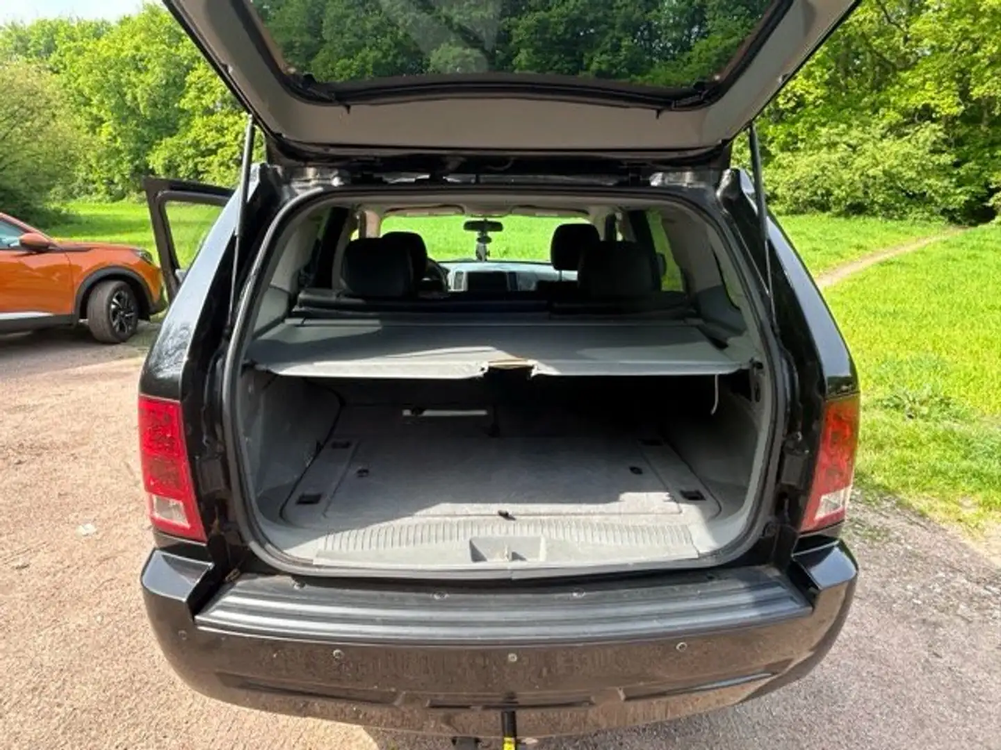Jeep Grand Cherokee Grand+Cherokee+3.7+V6+Laredo Zwart - 2