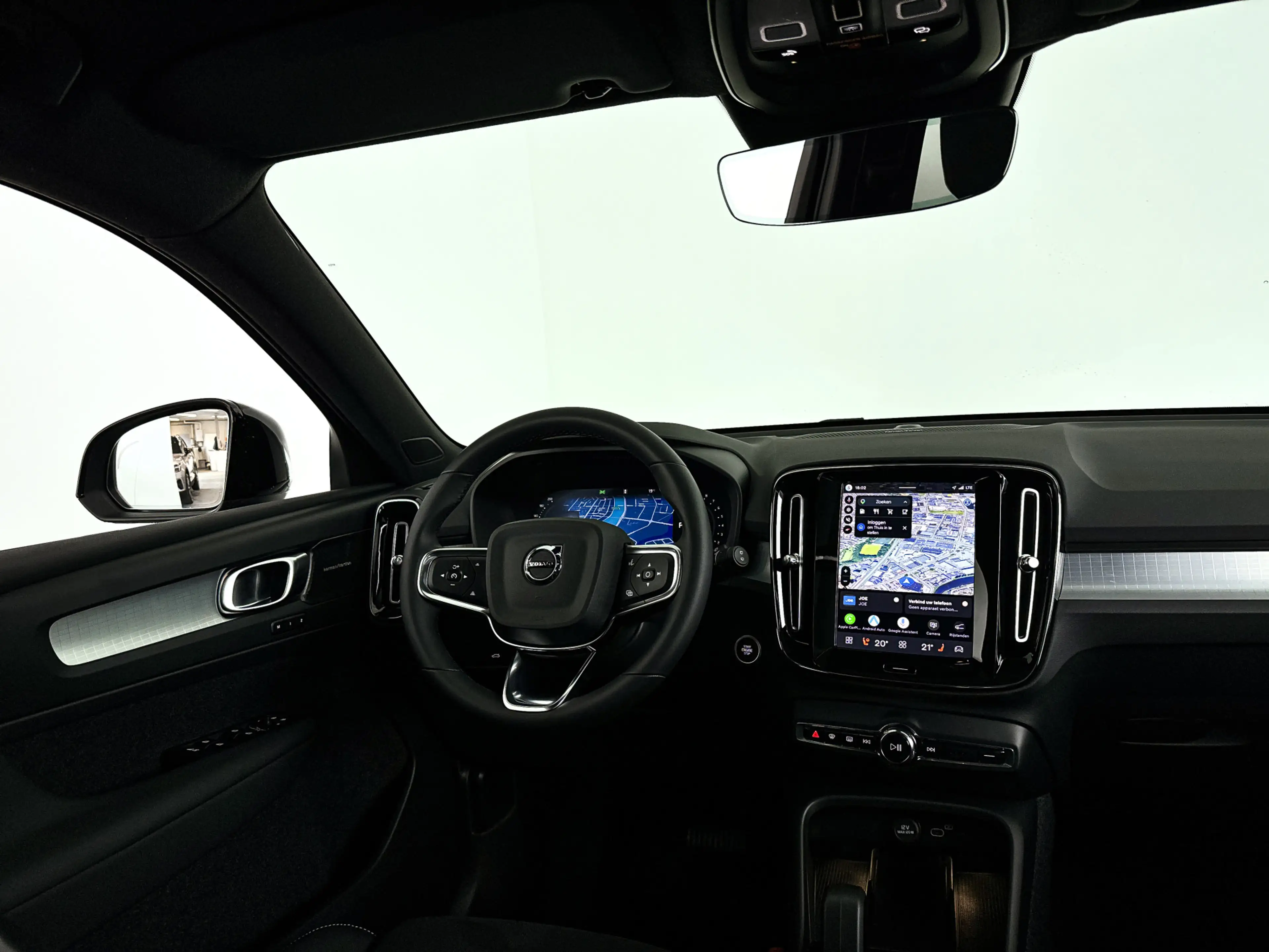 Volvo XC40 B4 Plus Dark | Panoramadak | 360° camera | Harman — photo 9