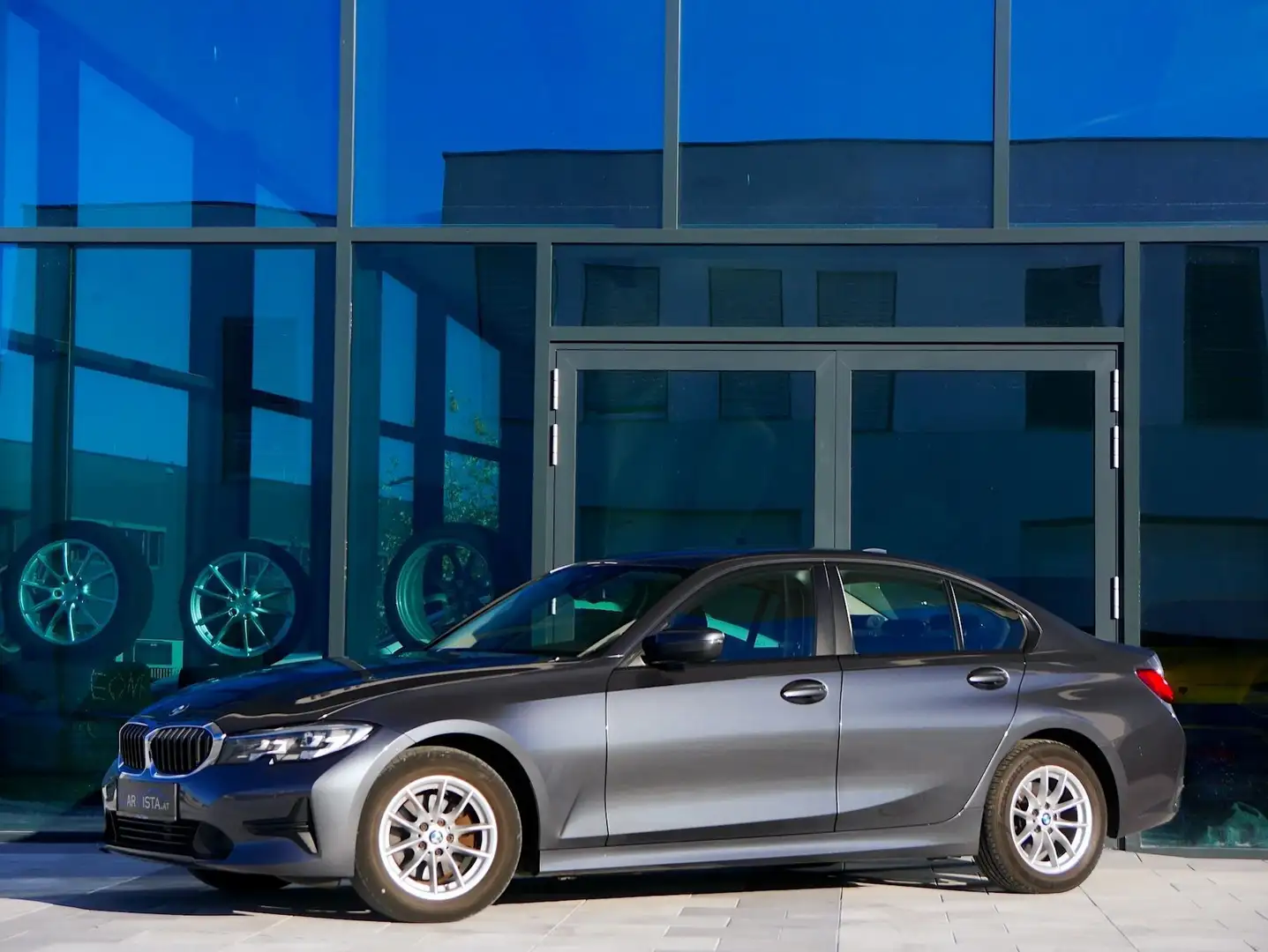 BMW 320 d Advantage Aut. *PDC – Klimaautomatik – Active G Silber - 2