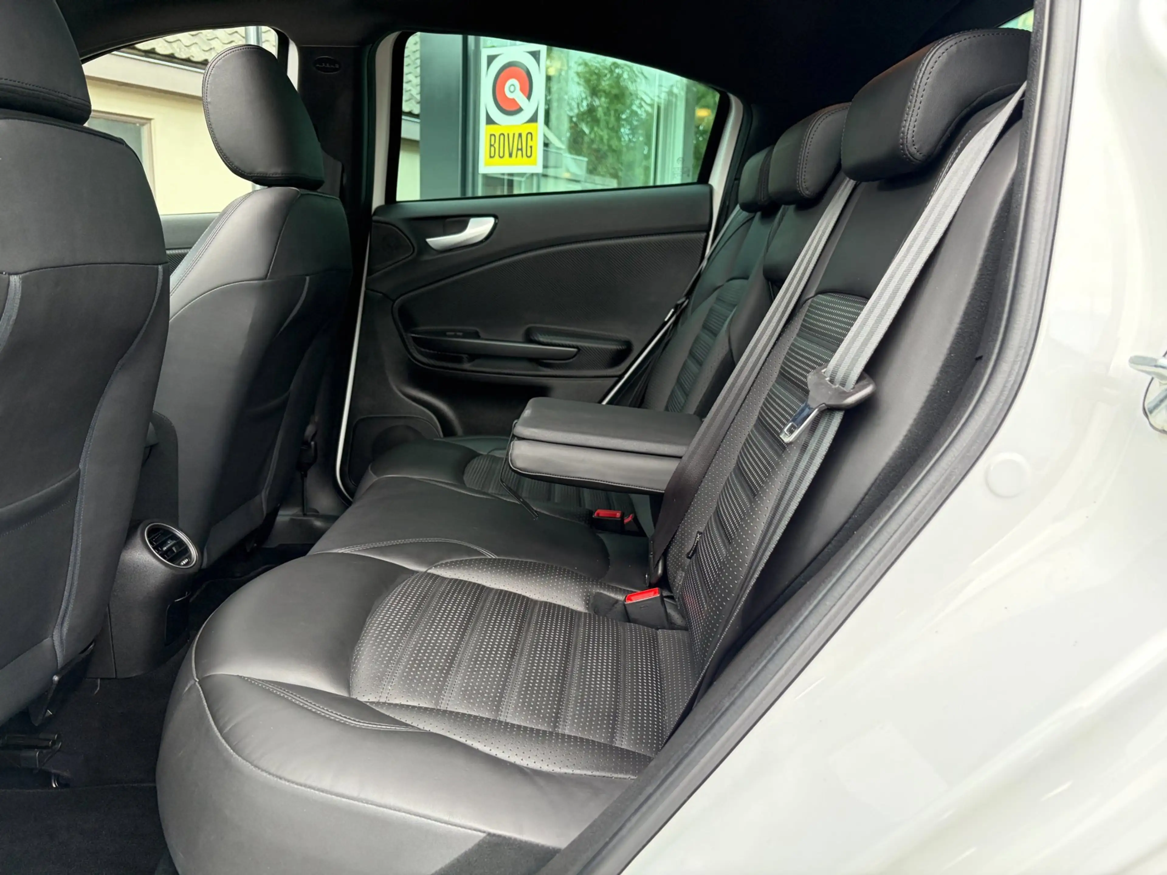 Alfa Romeo Giulietta 1.4 Turbo MultiAir Super Aut. Panorama Leer Xenon — photo 26