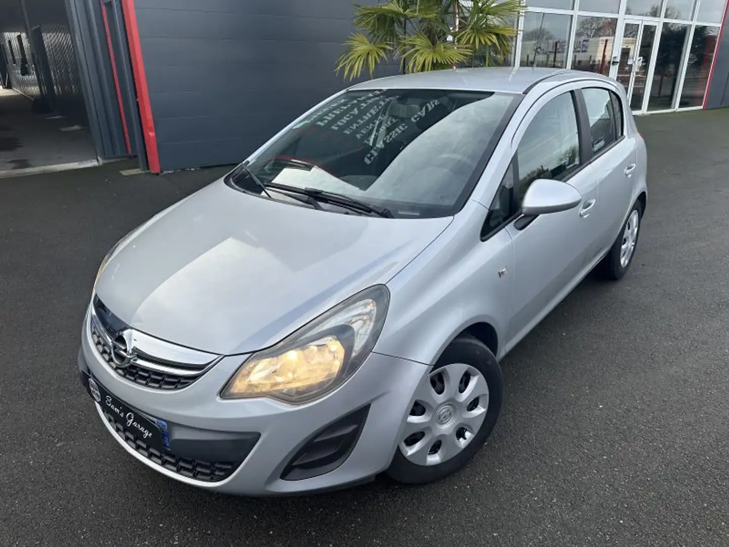 Opel Corsa 1.2 Twinport Essentia 5p 2014 - 2