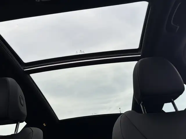 BMW X3 view 13