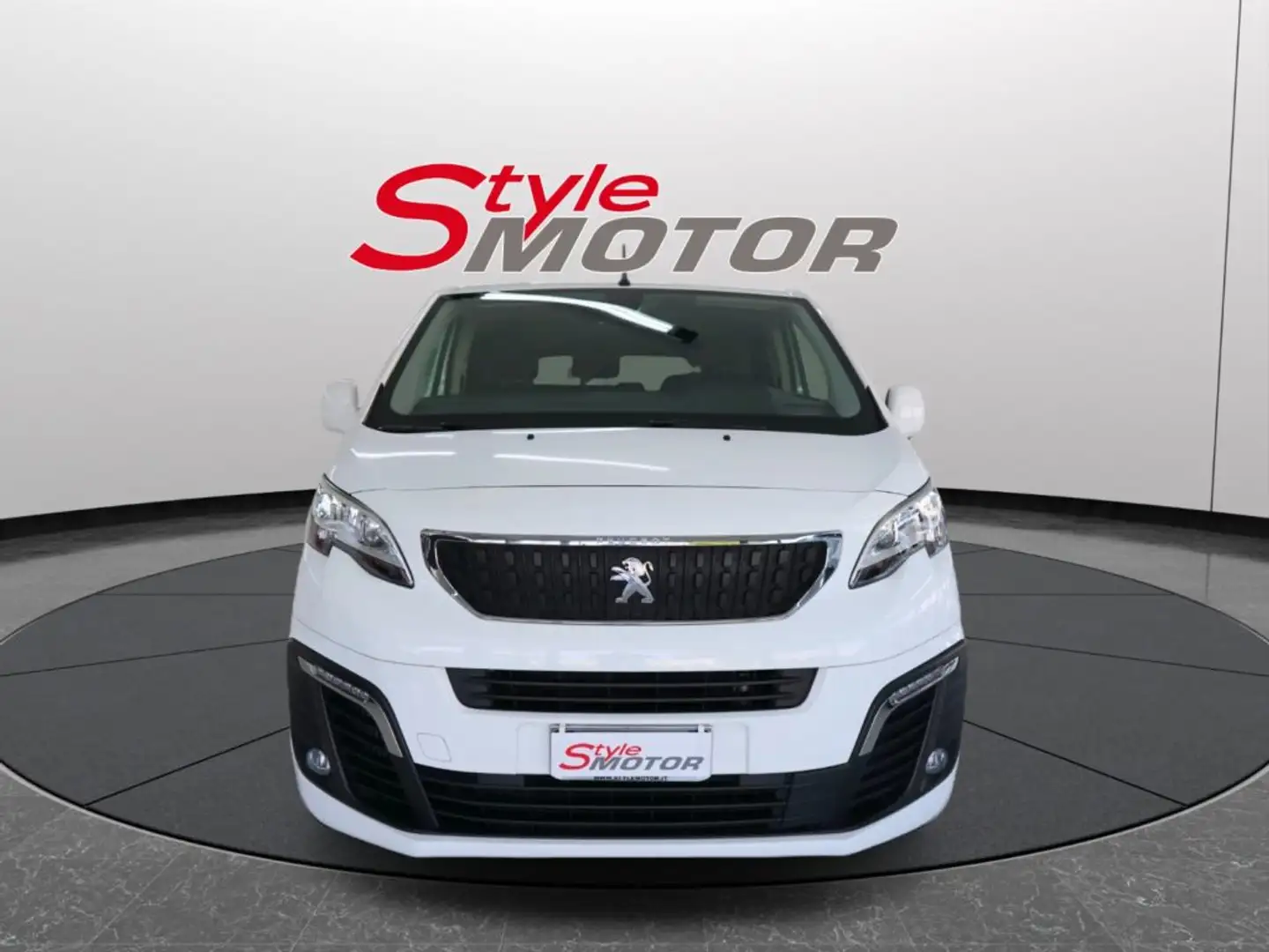 Peugeot Traveller BlueHDi 100 Compact Business 9 POSTI Bianco - 1