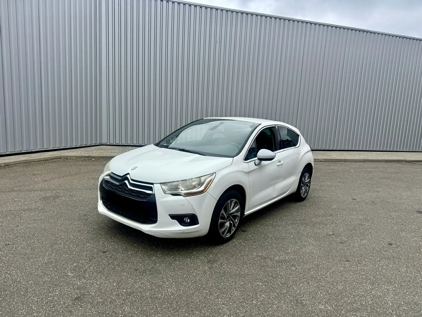 Citroen DS4 DS4 1.6 e-HDi Business GPS (Fleet) Blanc - 1