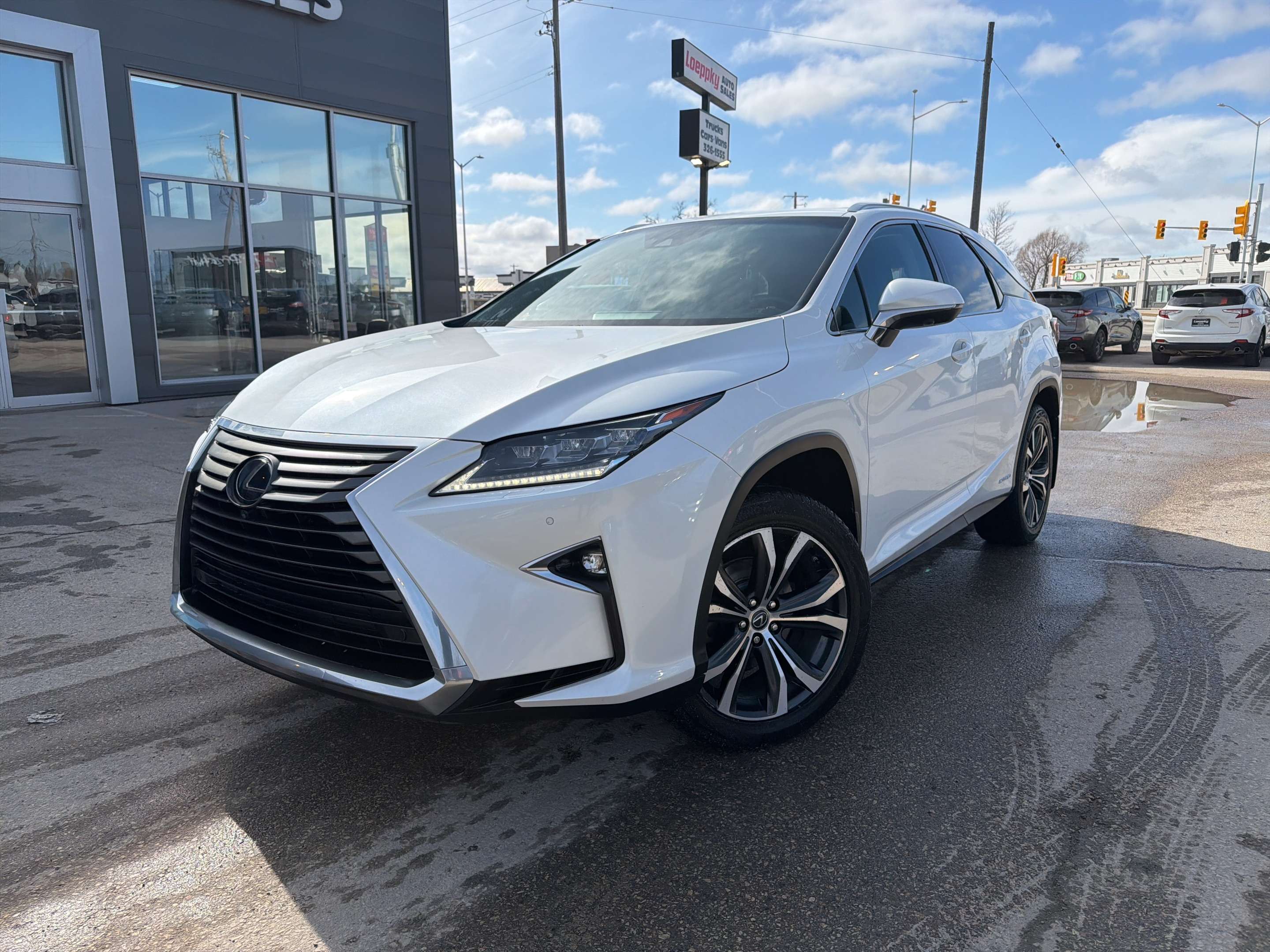 White 2018 Lexus RX Hybrid 450hL AWD SUV / Crossover All-Wheel Drive Automatic