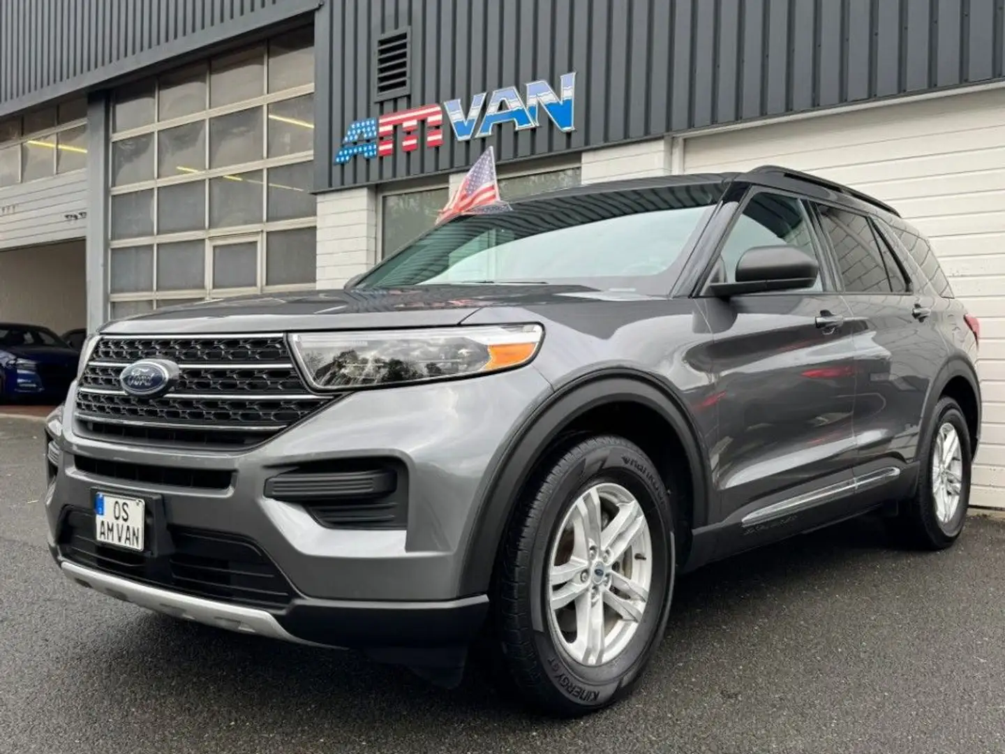 Ford Explorer XLT 2.3 ECOBOOST 6-Sitzer Grau - 1