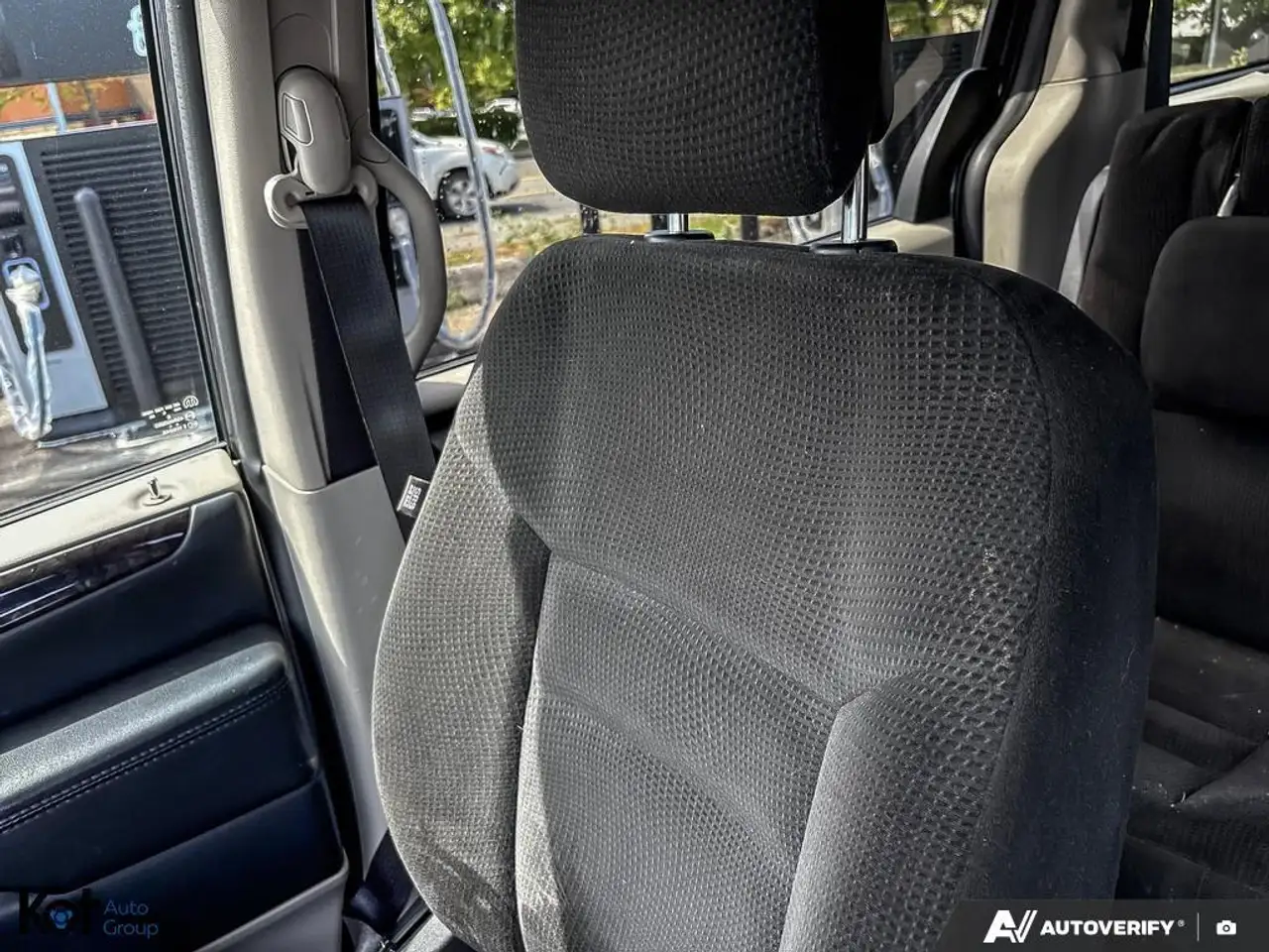 Dodge Grand Caravan photo Dodge Grand Caravan