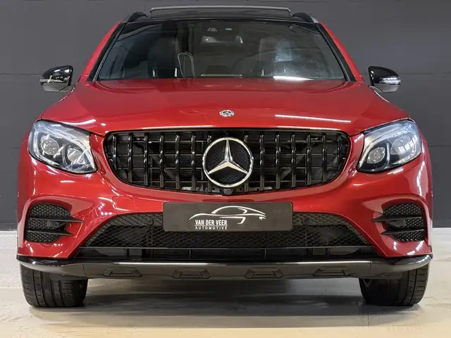 Mercedes-Benz GLC view 5