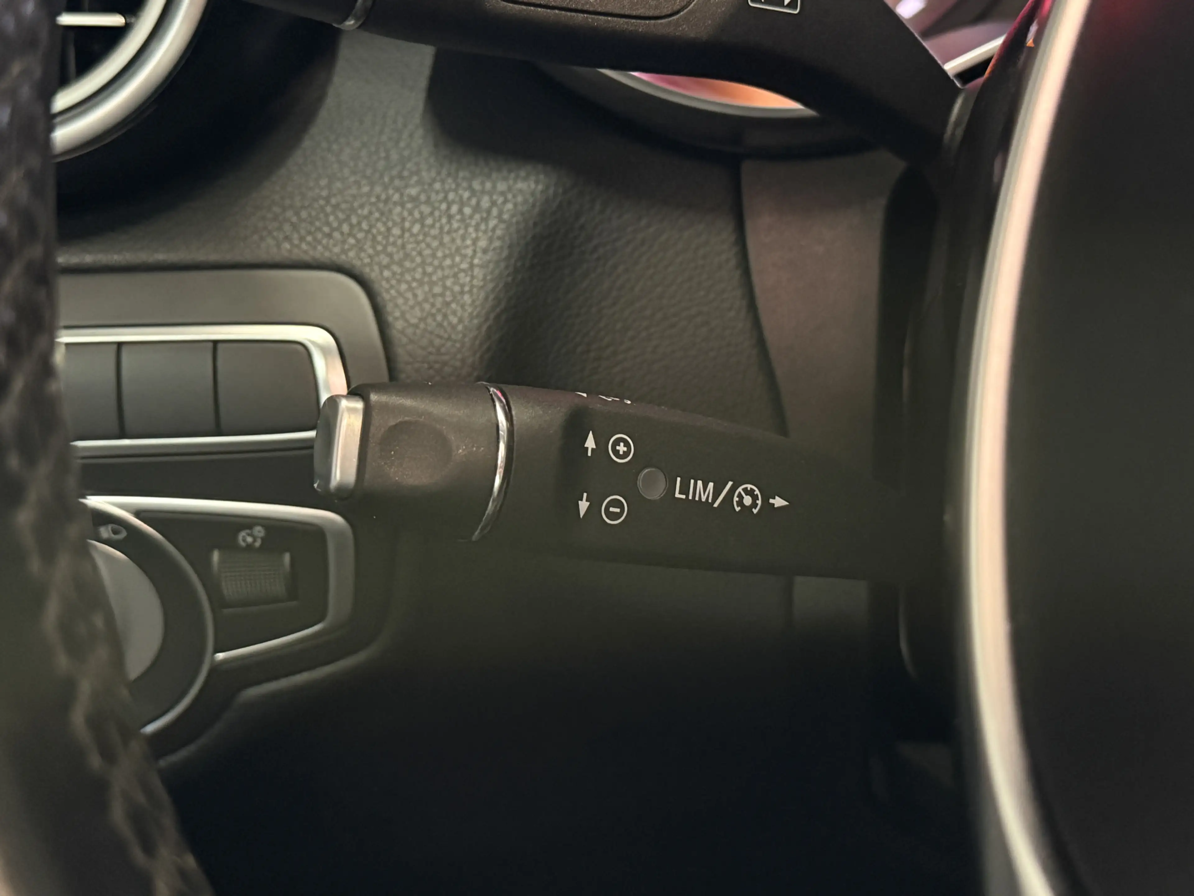 Mercedes-Benz GLC 250 4MATIC AMG Line Premium | Panoramadak | Stoelverwa — photo 30