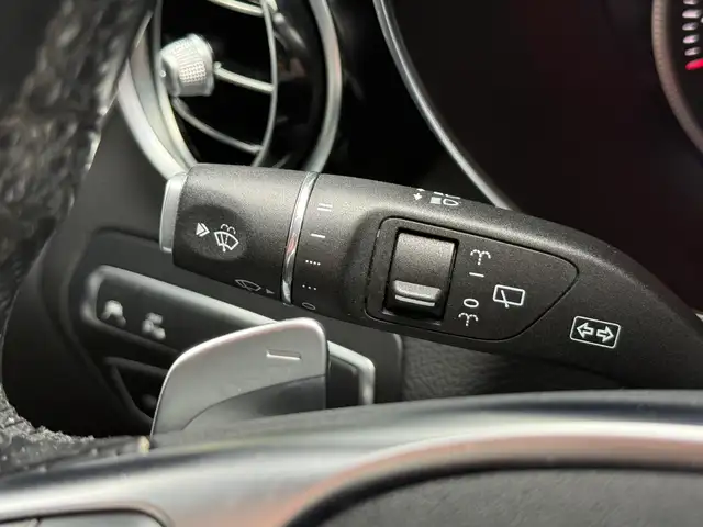 Mercedes-Benz GLC view 23