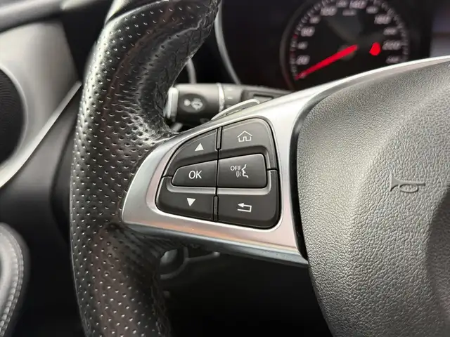 Mercedes-Benz GLC view 19