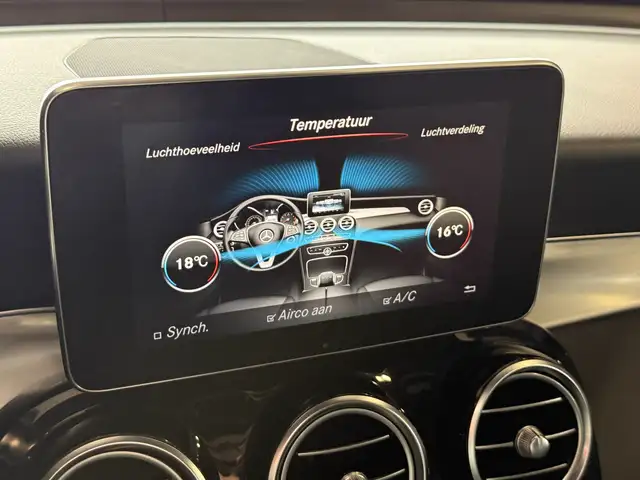 Mercedes-Benz GLC view 28