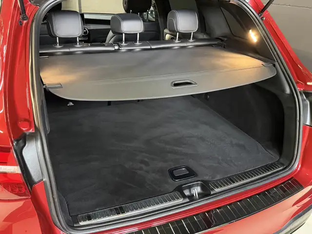 Mercedes-Benz GLC view 10