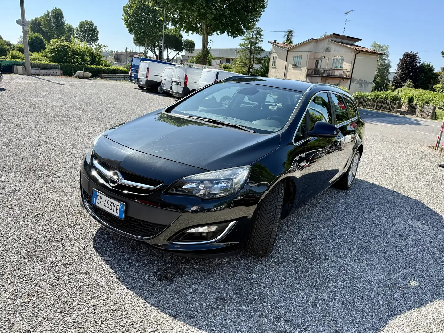 Opel Astra Sports Tourer 1.4 Gpl Tech Cosmo Ok NEOPATENTATI Schwarz - 2